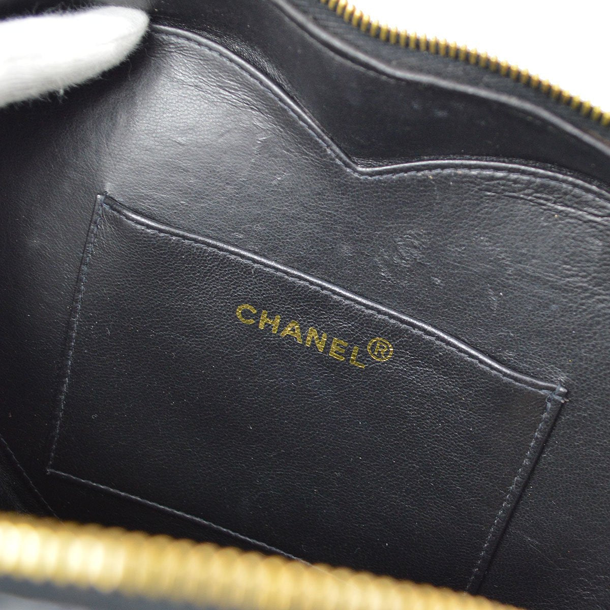 CHANEL * 1995 Black Patent Leather Heart vanity bag