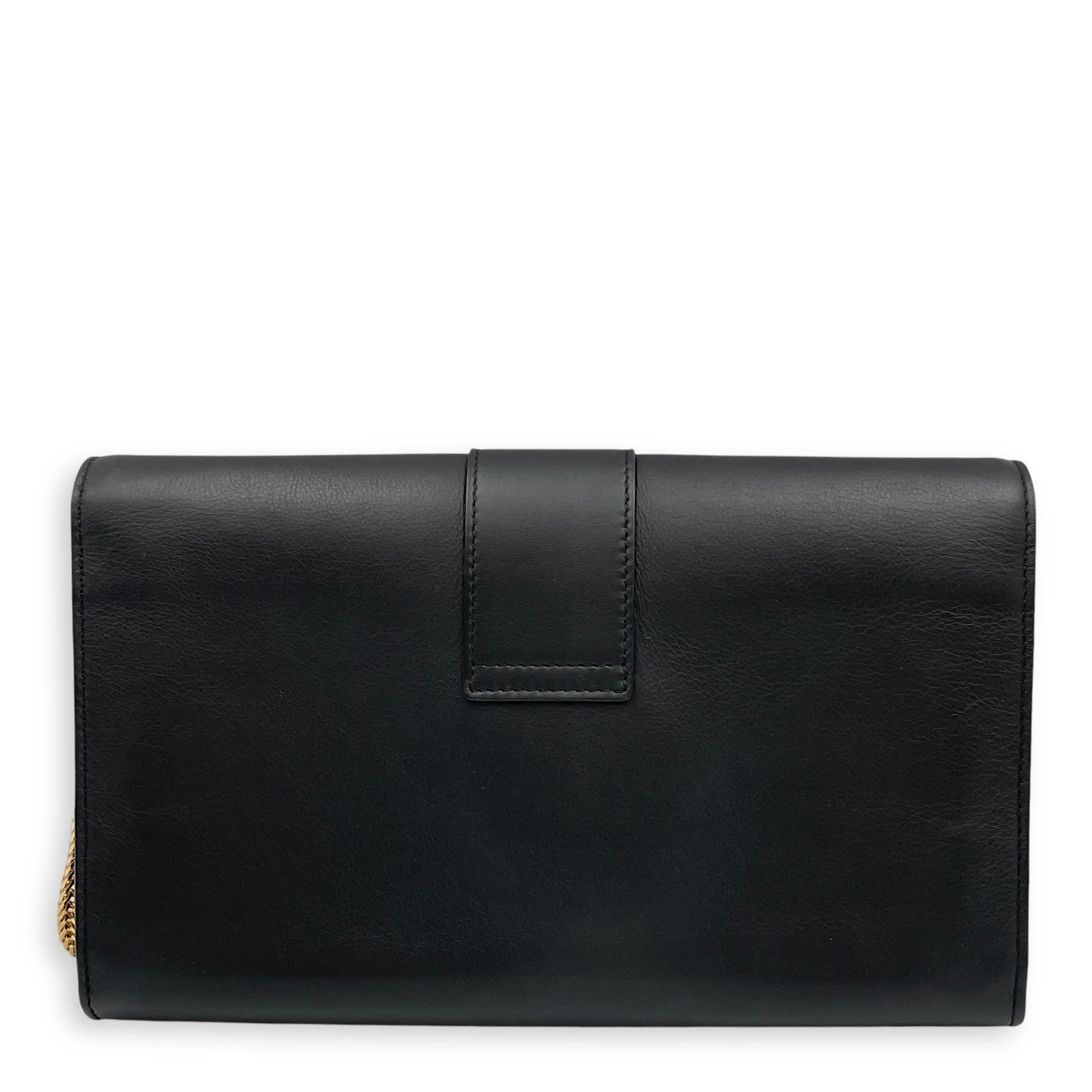 Y 22cm Black Clutch On Chain in Calfskin, Gold hardware