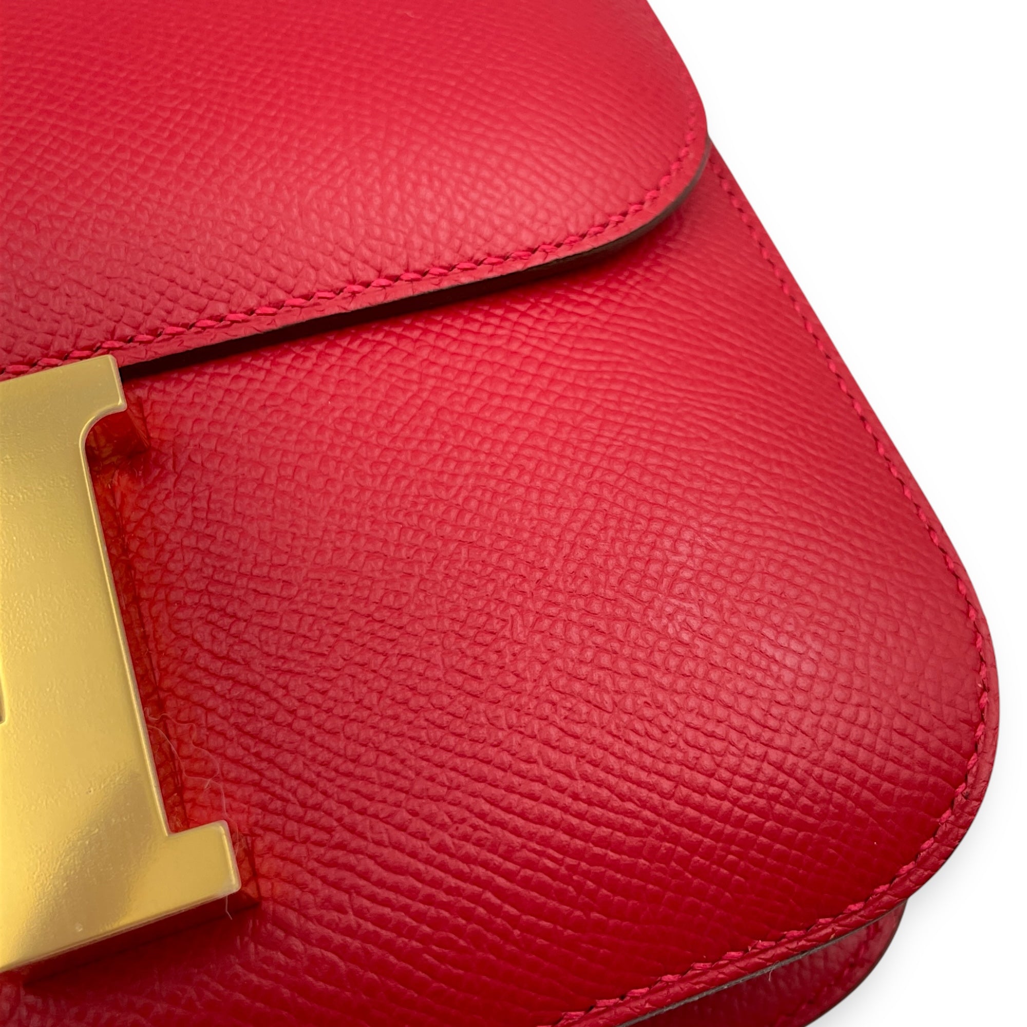 Constance 1 24 Rouge Casaque in Epsom, Gold hardware