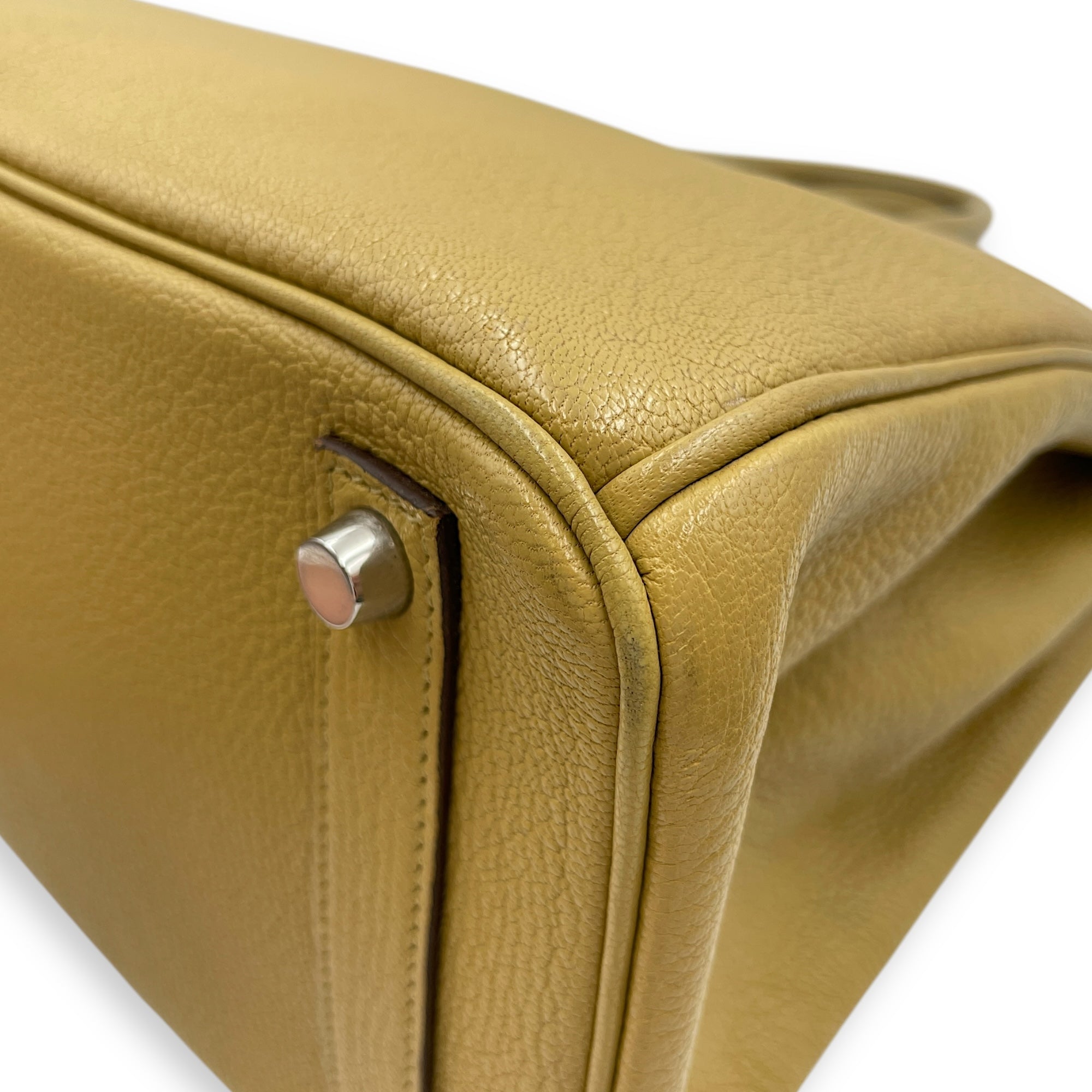 HAC 32 Chartreuse in Chevre Mysore, Palladium hardware