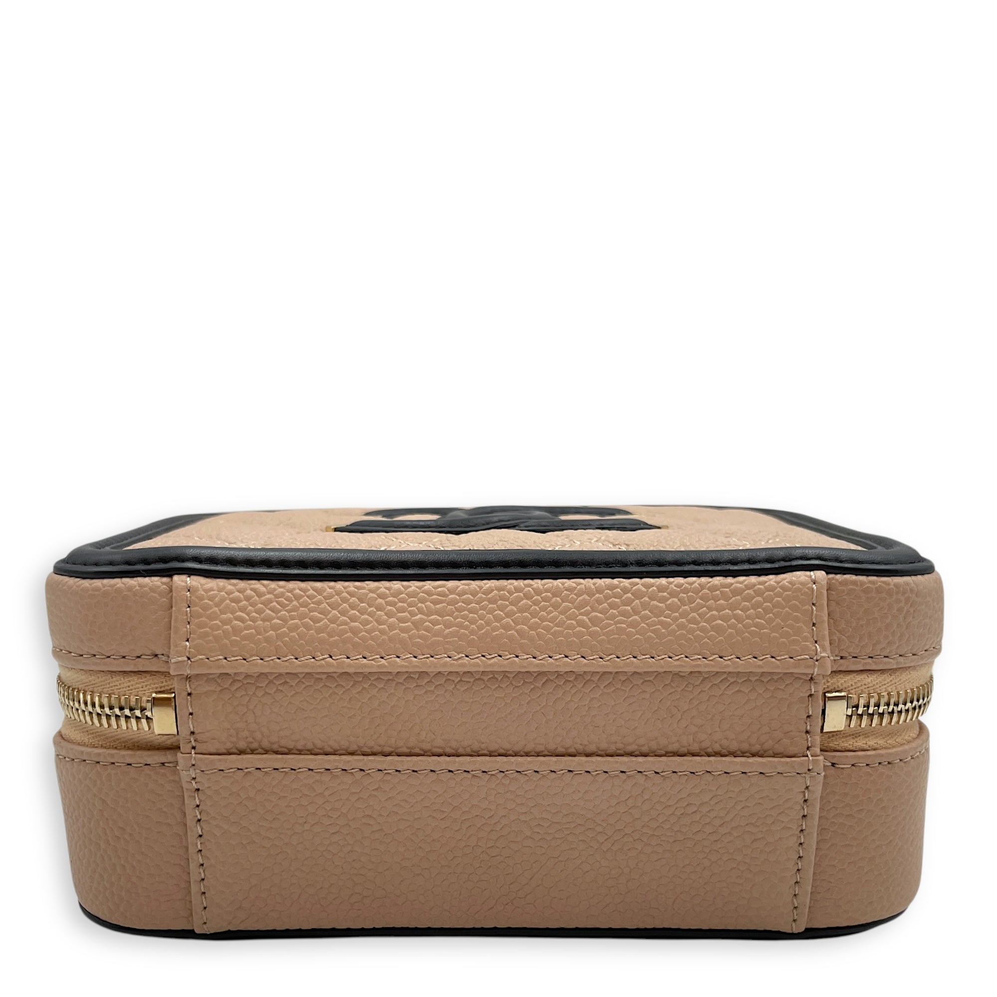 CC Filigree Beige/Black Crossbody Bag in Caviar Leather, Gold hardware