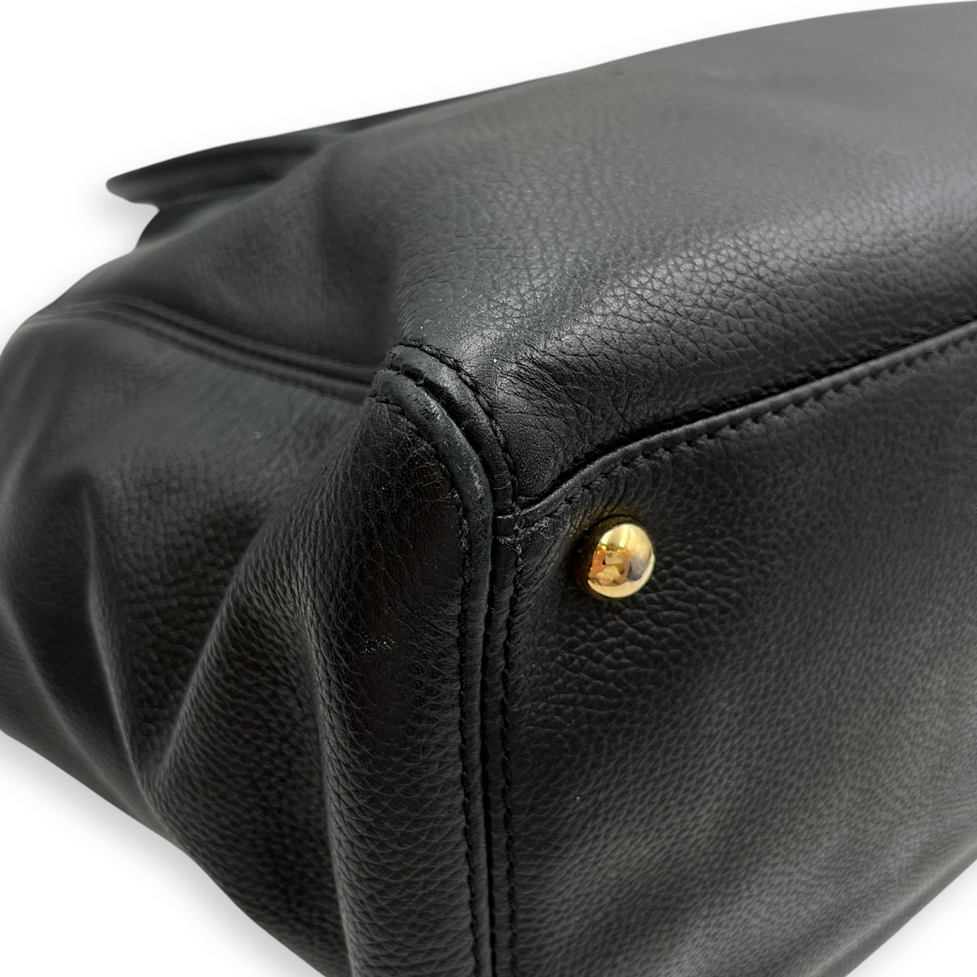 CC Executive Shopper Black Tote Bag in Calfskin, Gold hardware