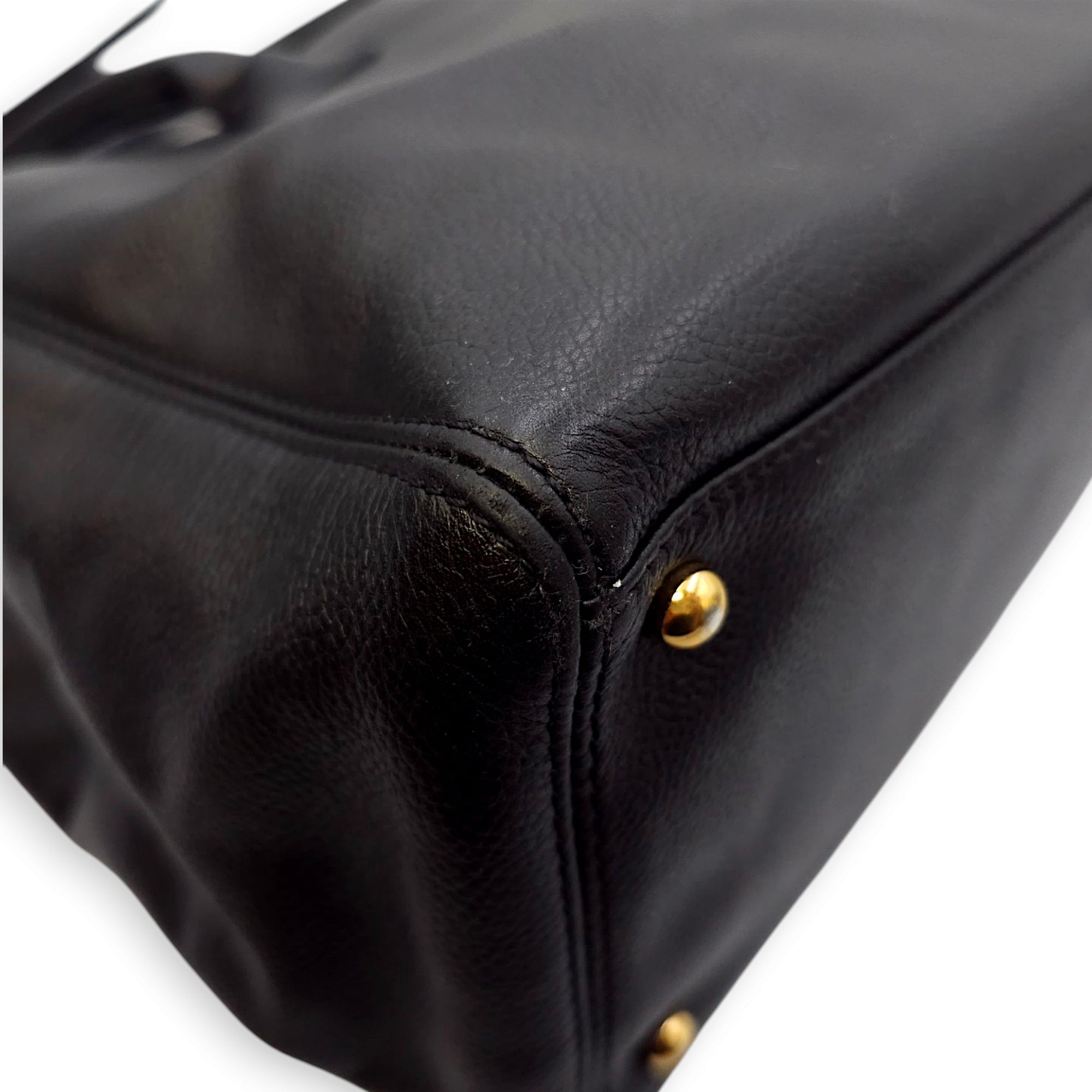 CC Executive Shopper Black Tote Bag in Calfskin, Gold hardware