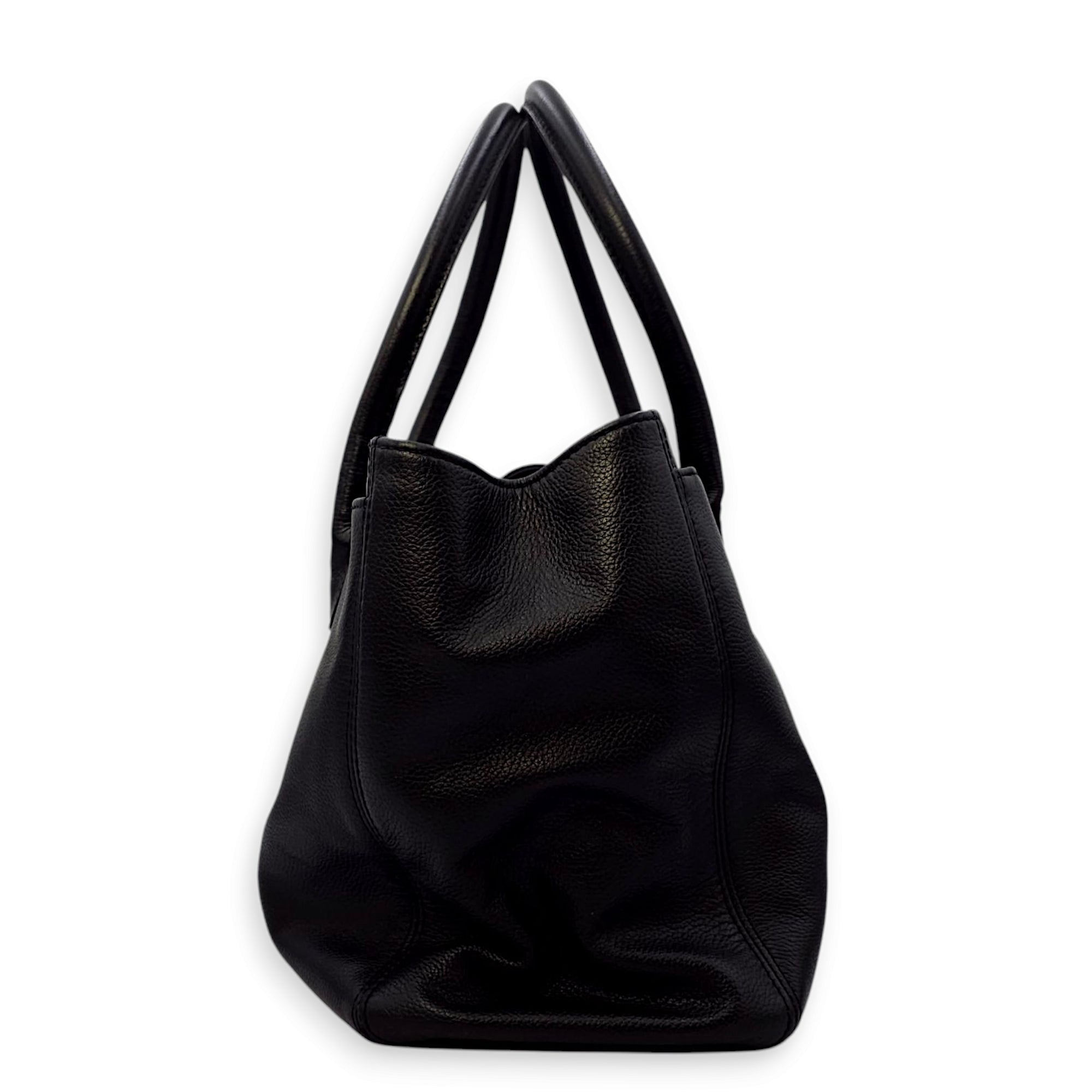 CC Executive Shopper Black Tote Bag in Calfskin, Gold hardware