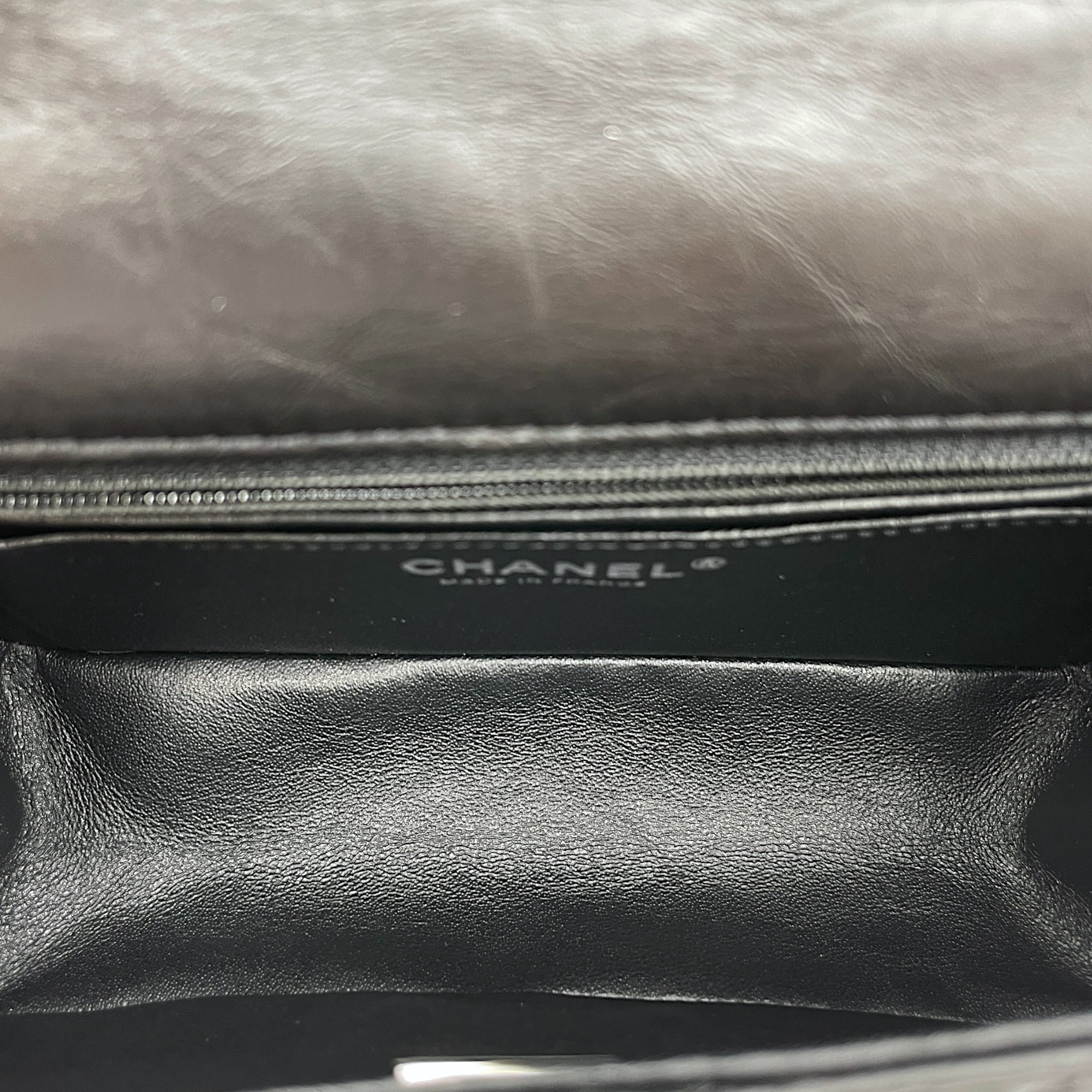 Classic Reissue 2.55 Mini SoBlack Shoulder Bag in Distressed Leather, Gunmetal hardware
