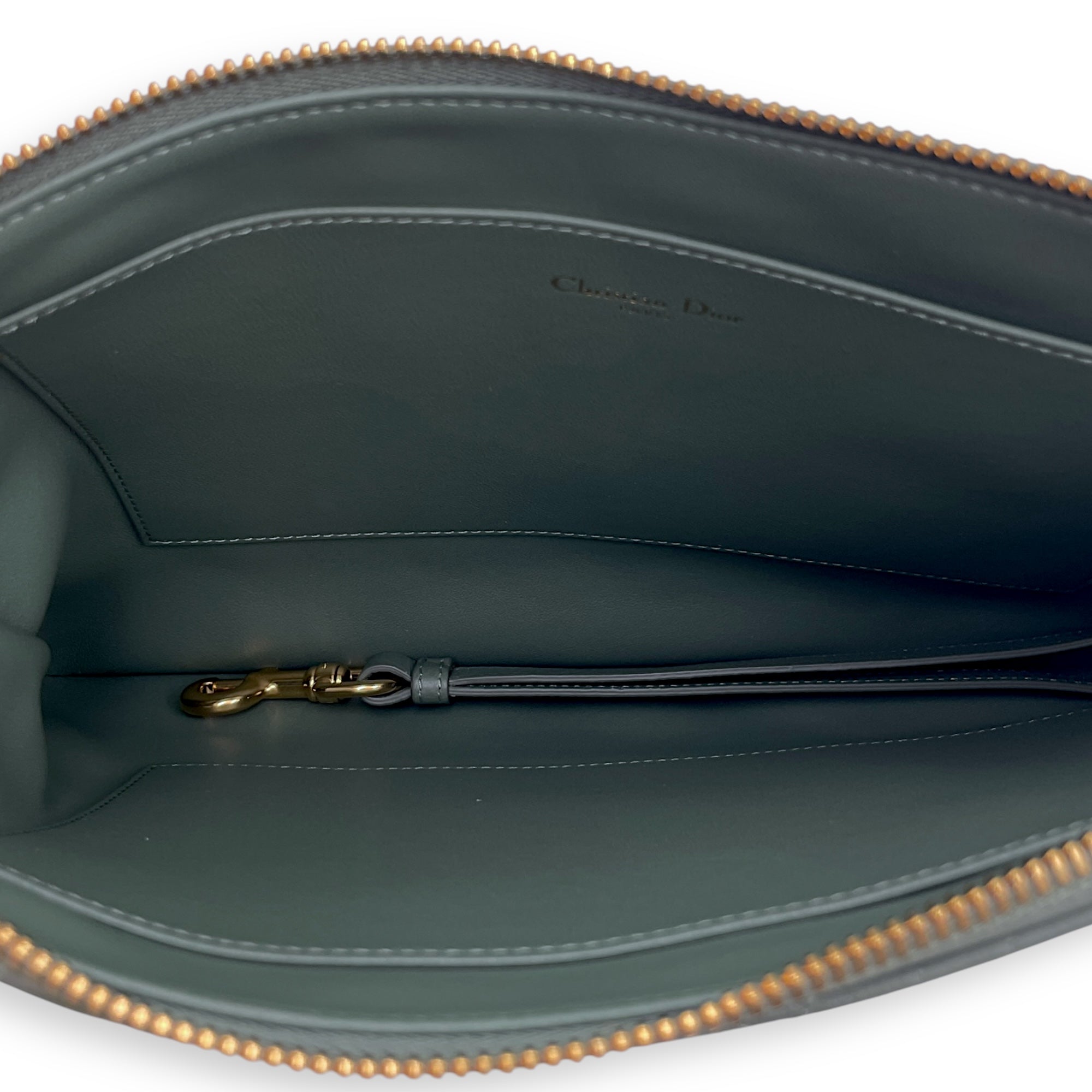 Quilted Caro Zipped Green Clutch in Calfskin, Gold hardware
