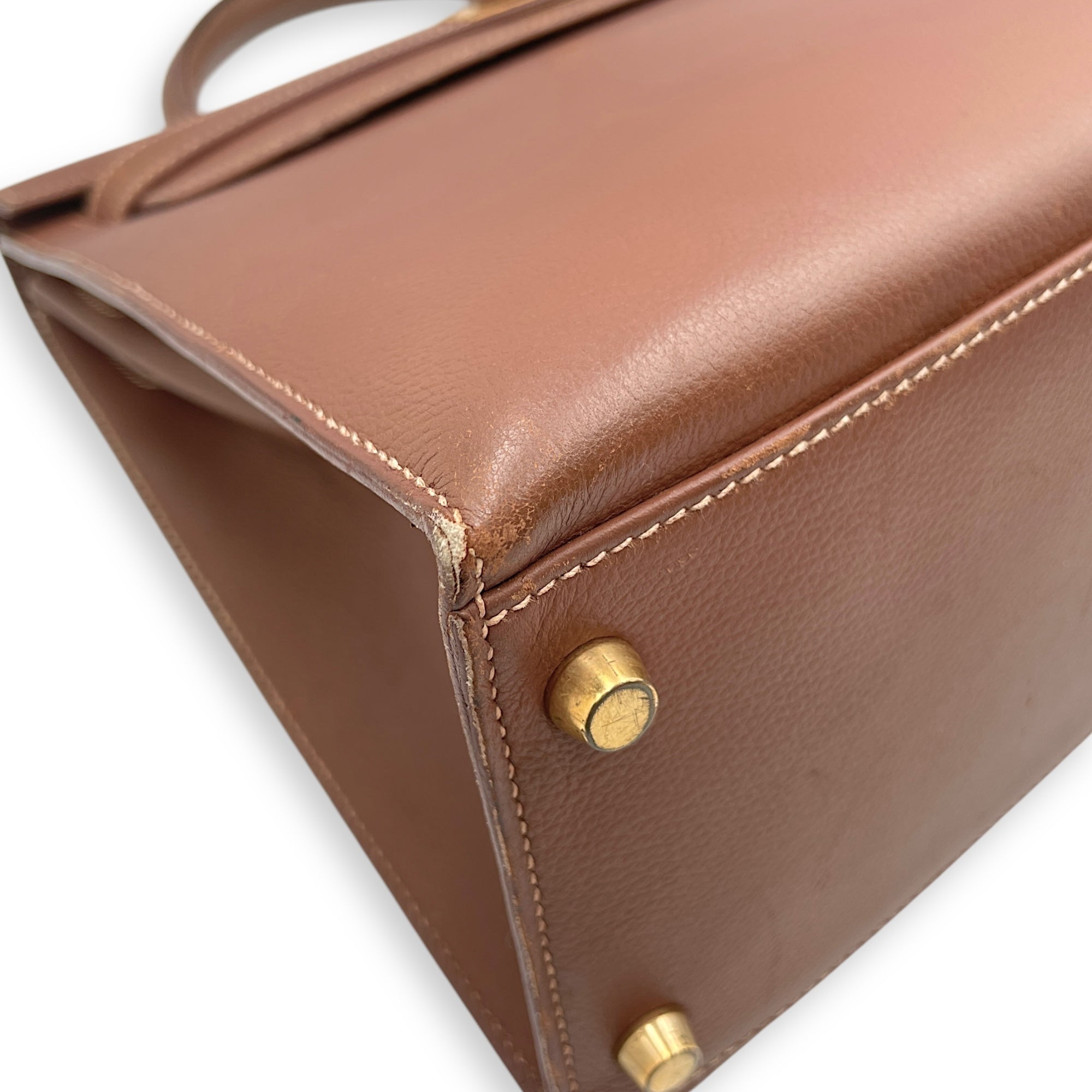 Sellier Kelly 32 Noisette in Veau Grain Lisse, Gold hardware