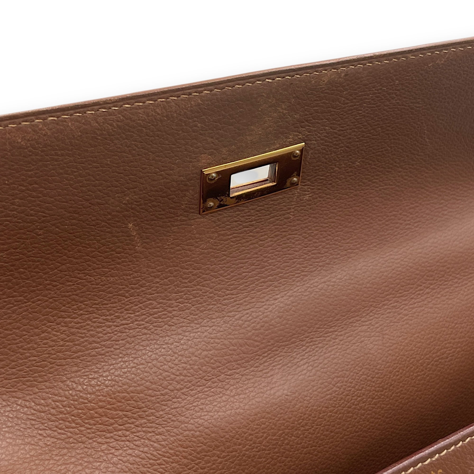 Sellier Kelly 32 Noisette in Veau Grain Lisse, Gold hardware