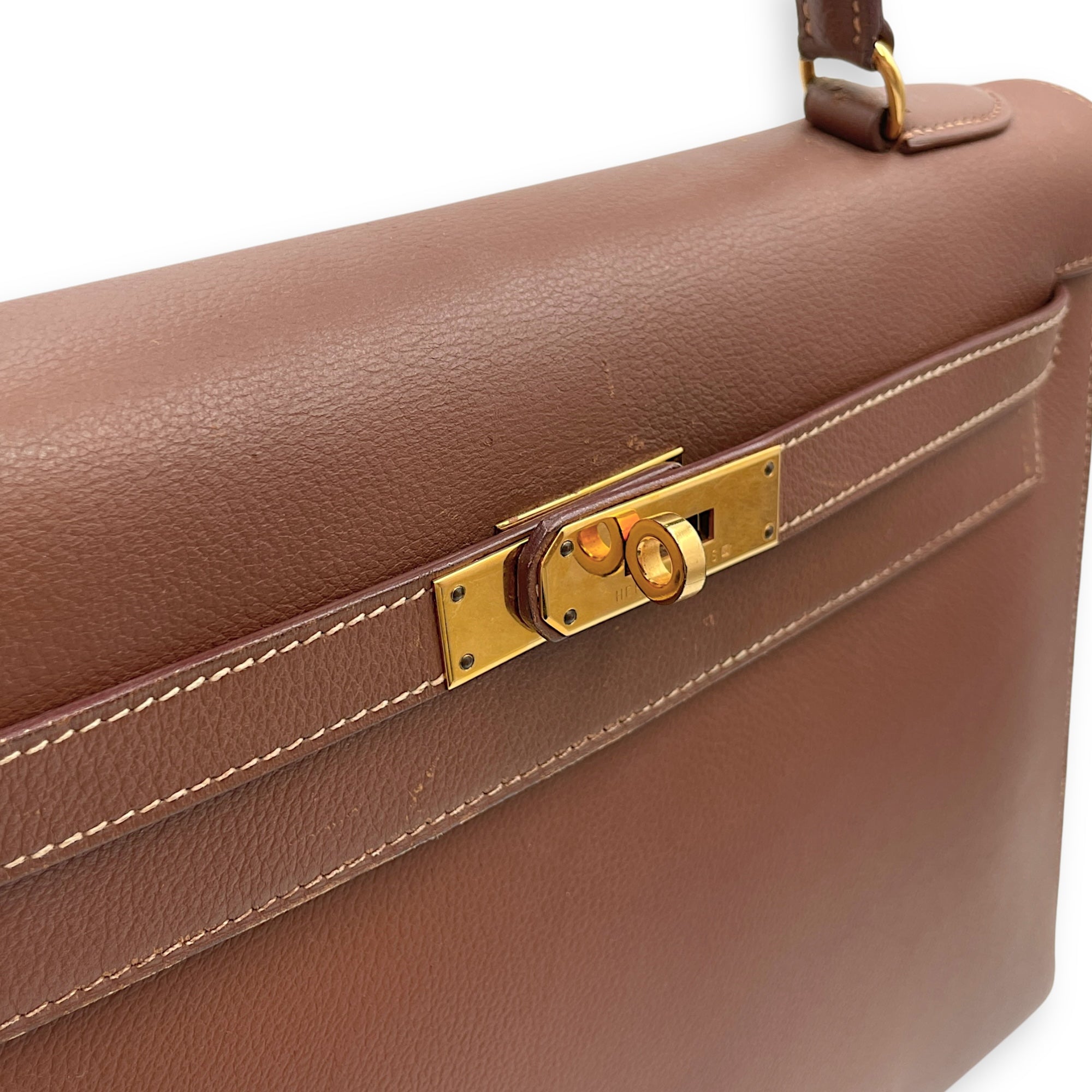 Sellier Kelly 32 Noisette in Veau Grain Lisse, Gold hardware
