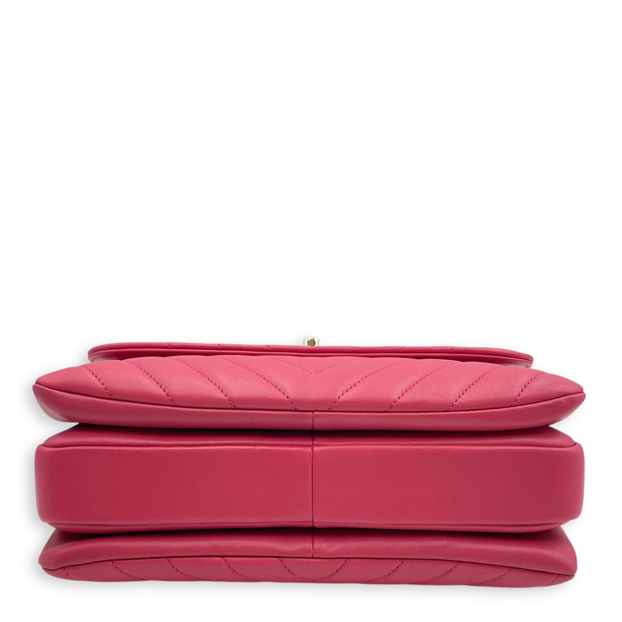 Trendy CC Small Pink Top Handle Bag in Calfskin, Gold hardware