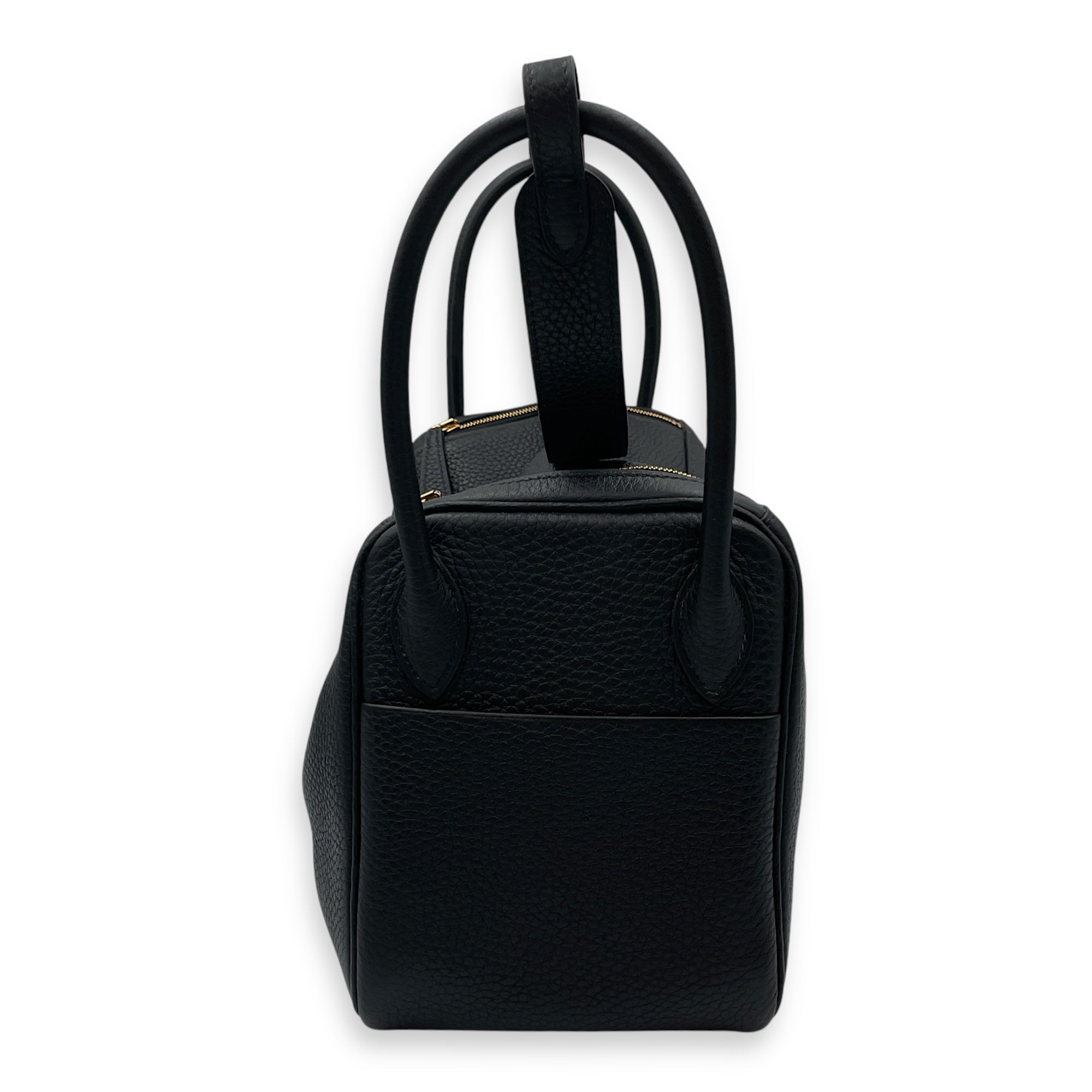 Lindy 26 Black in Clemence, Gold hardware
