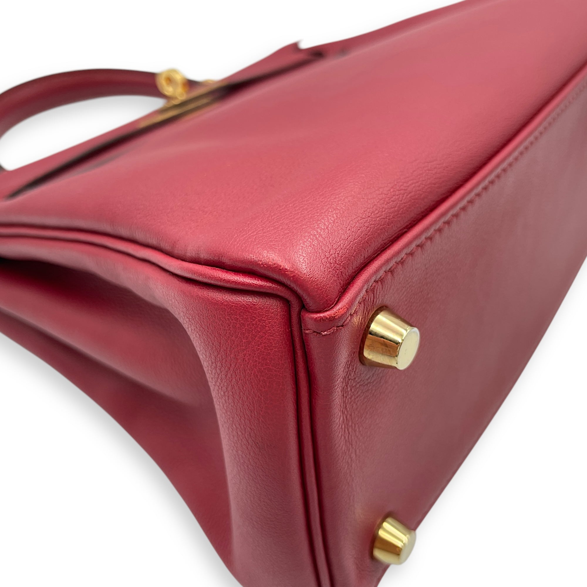 Kelly 25 Rouge Grenat in Swift, Gold hardware