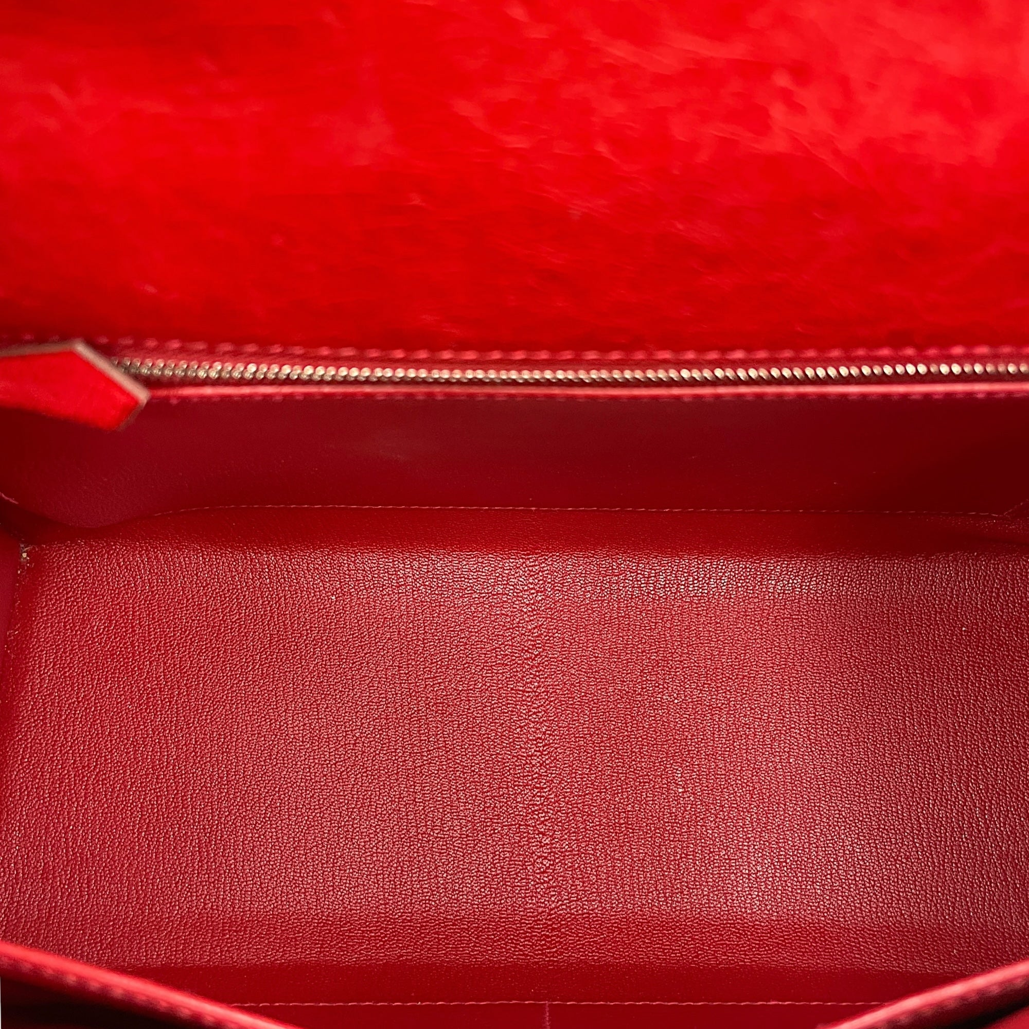 Sellier Kelly 28 Rouge Vif in Ostrich, Palladium hardware