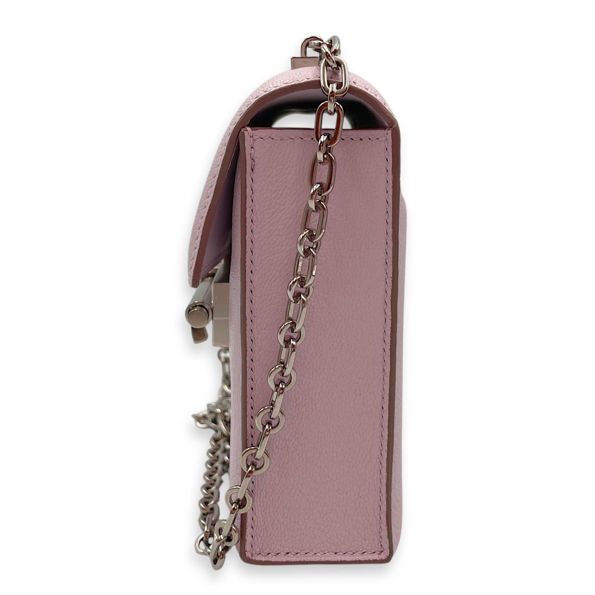 Verrou Chaine Mini Mauve Pale in Chevre Mysore, Palladium hardware