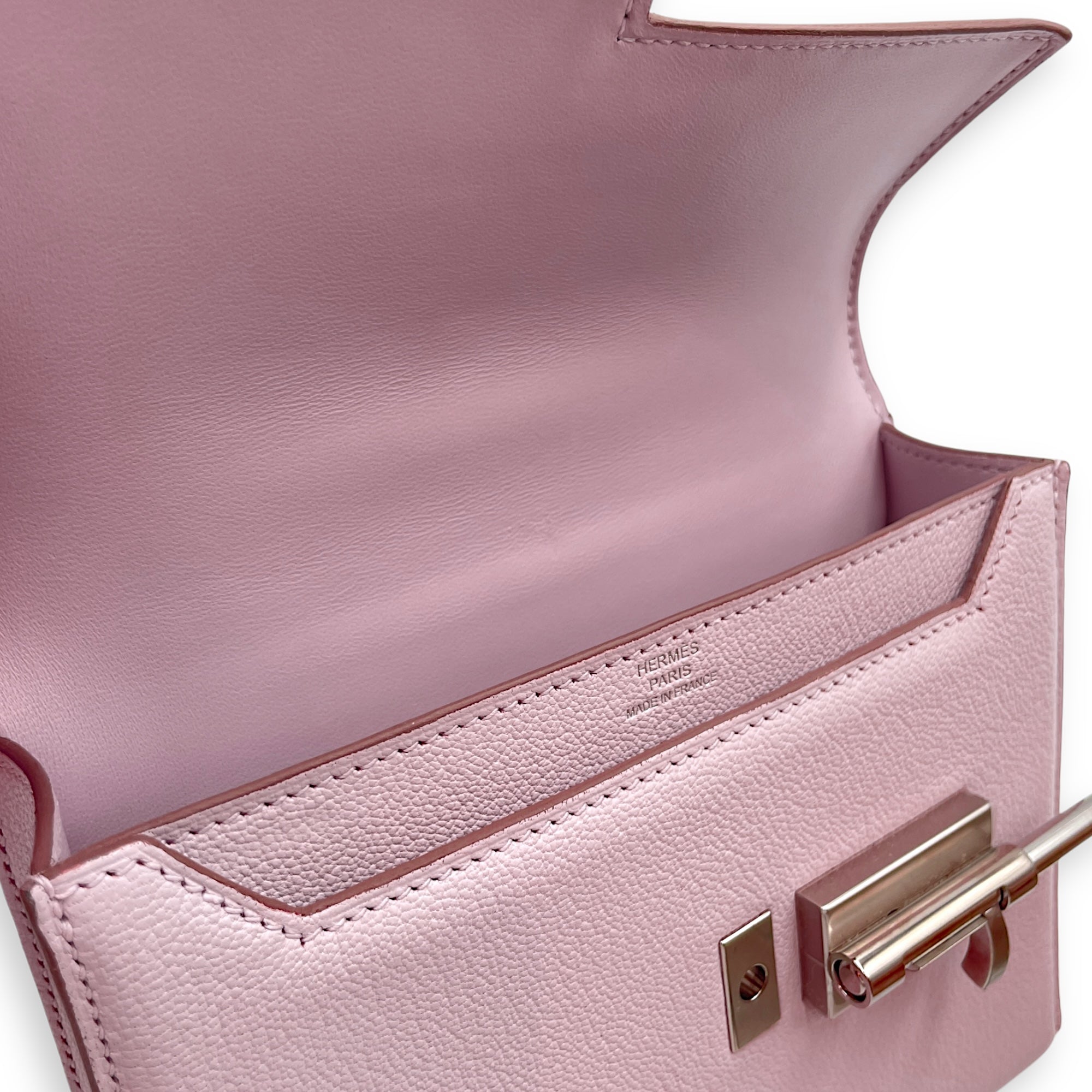 Verrou Chaine Mini Mauve Pale in Chevre Mysore, Palladium hardware