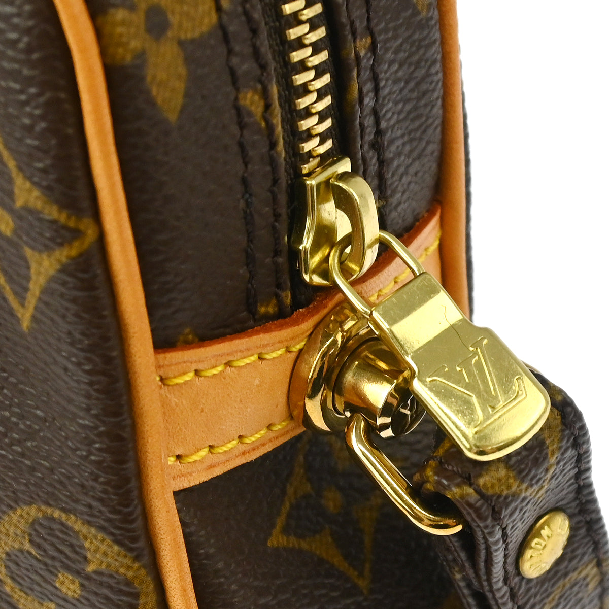 Louis Vuitton 2002 Monogram Marly Dragonne GM Clucth Bag M51825