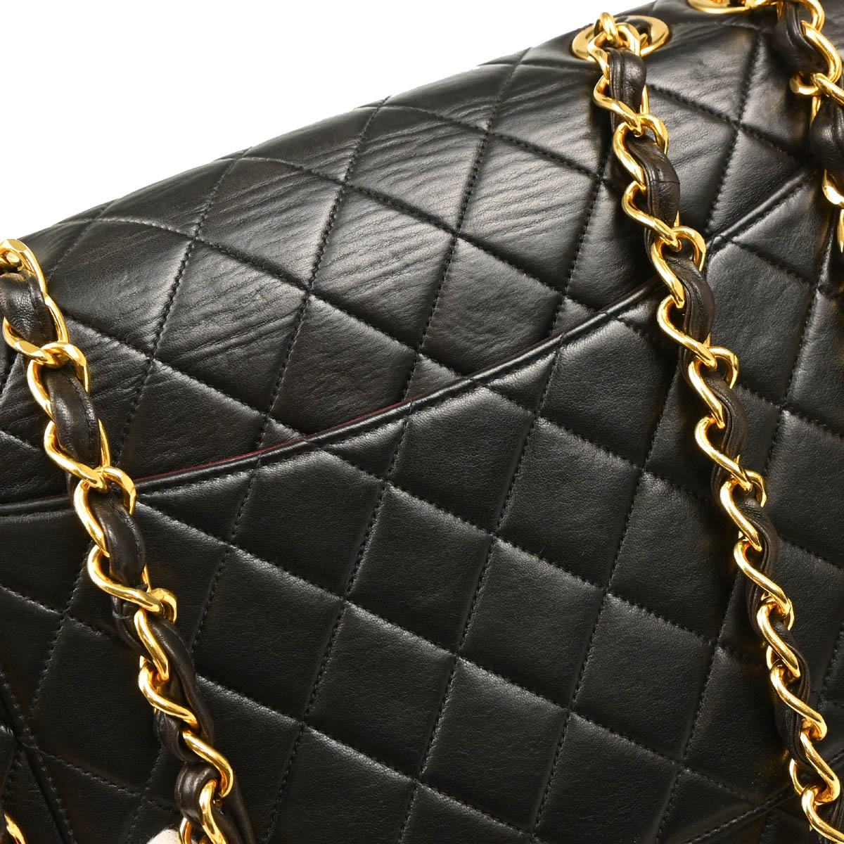 Chanel 1996-1997 Black Lambskin Jumbo Classic Flap Shoulder Bag