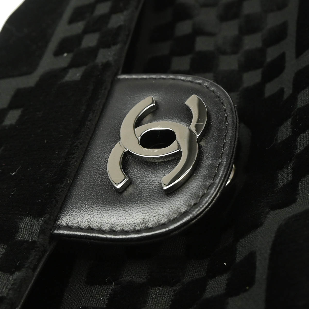 Chanel 2005-2006 Black Velvet Single Flap Shoulder Bag