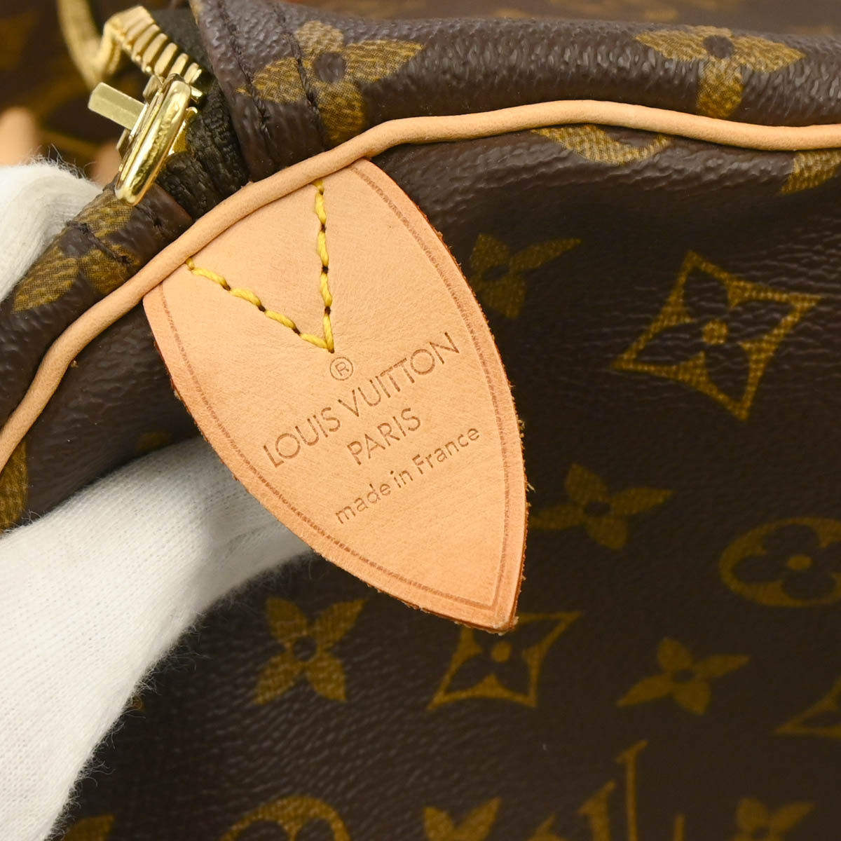 Louis Vuitton 2003 Monogram Keepall 60 Duffle Handbag M41422