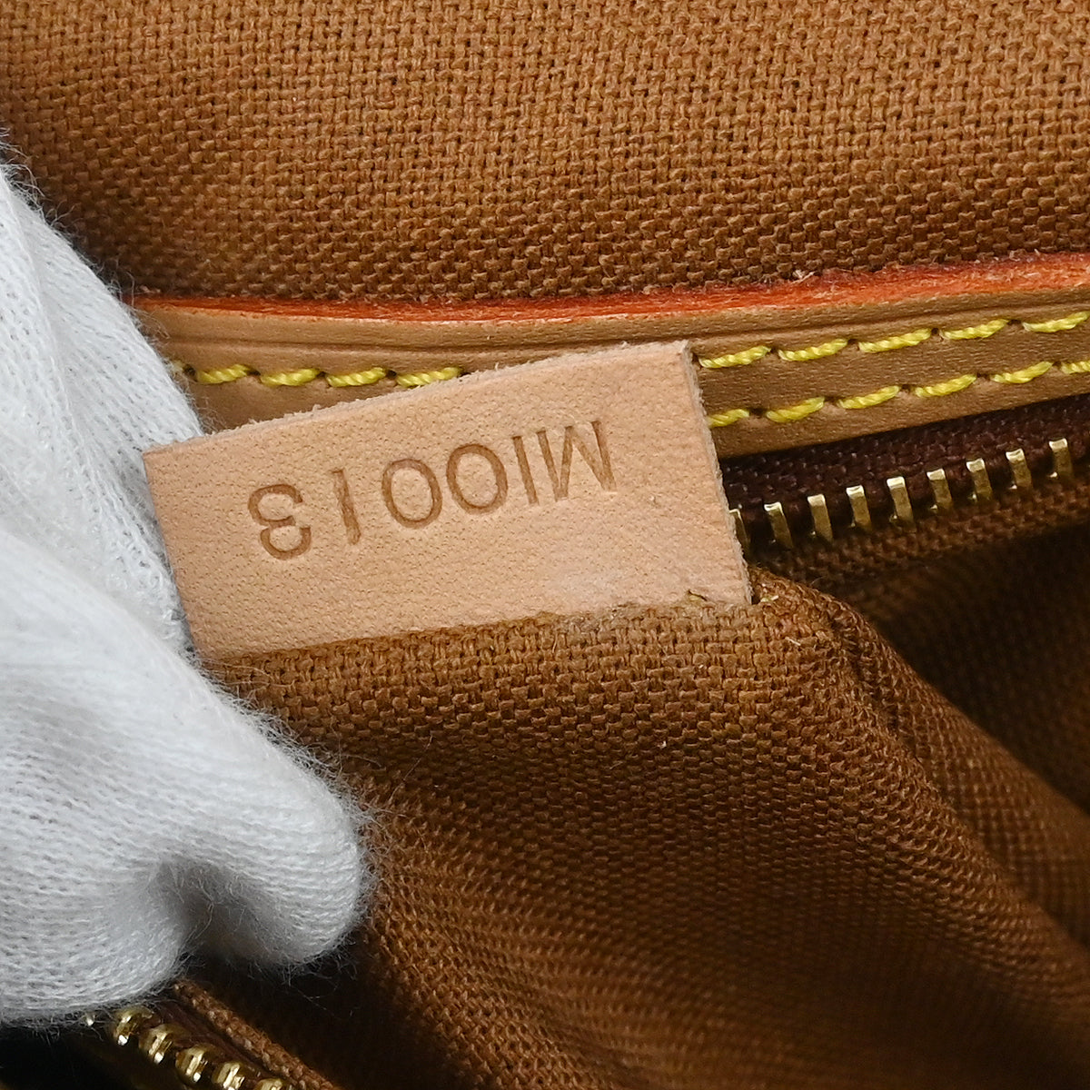 Louis Vuitton 2003 Monogram Mini Looping Handbag M51147