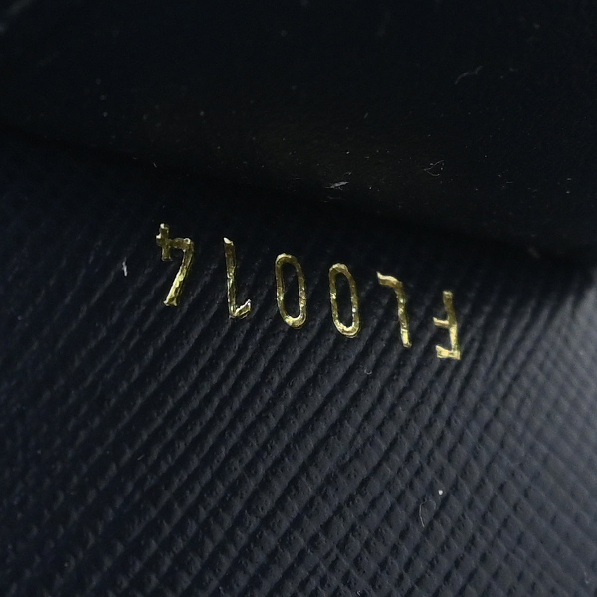 Louis Vuitton 2004 Blue Monogram Mini Lin Multicles 4 Key Case M92425 Small Good