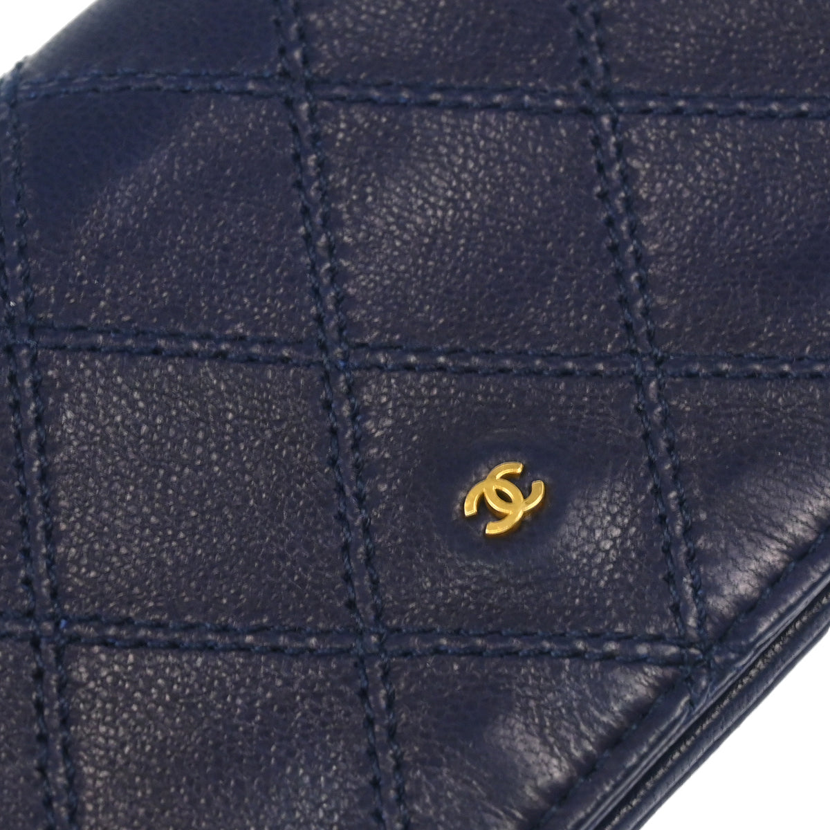Chanel 1986-1988 Navy Lambskin Bicolore Bifold Wallet