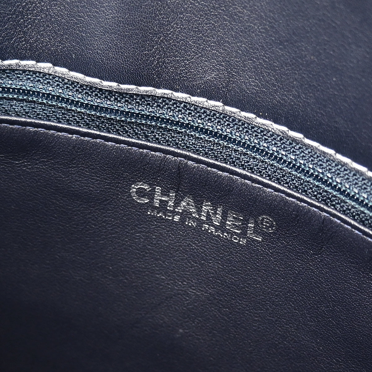 Chanel 2002-2003 Black Calfskin Wild Stitch Choco Bar Chain Tote Handbag