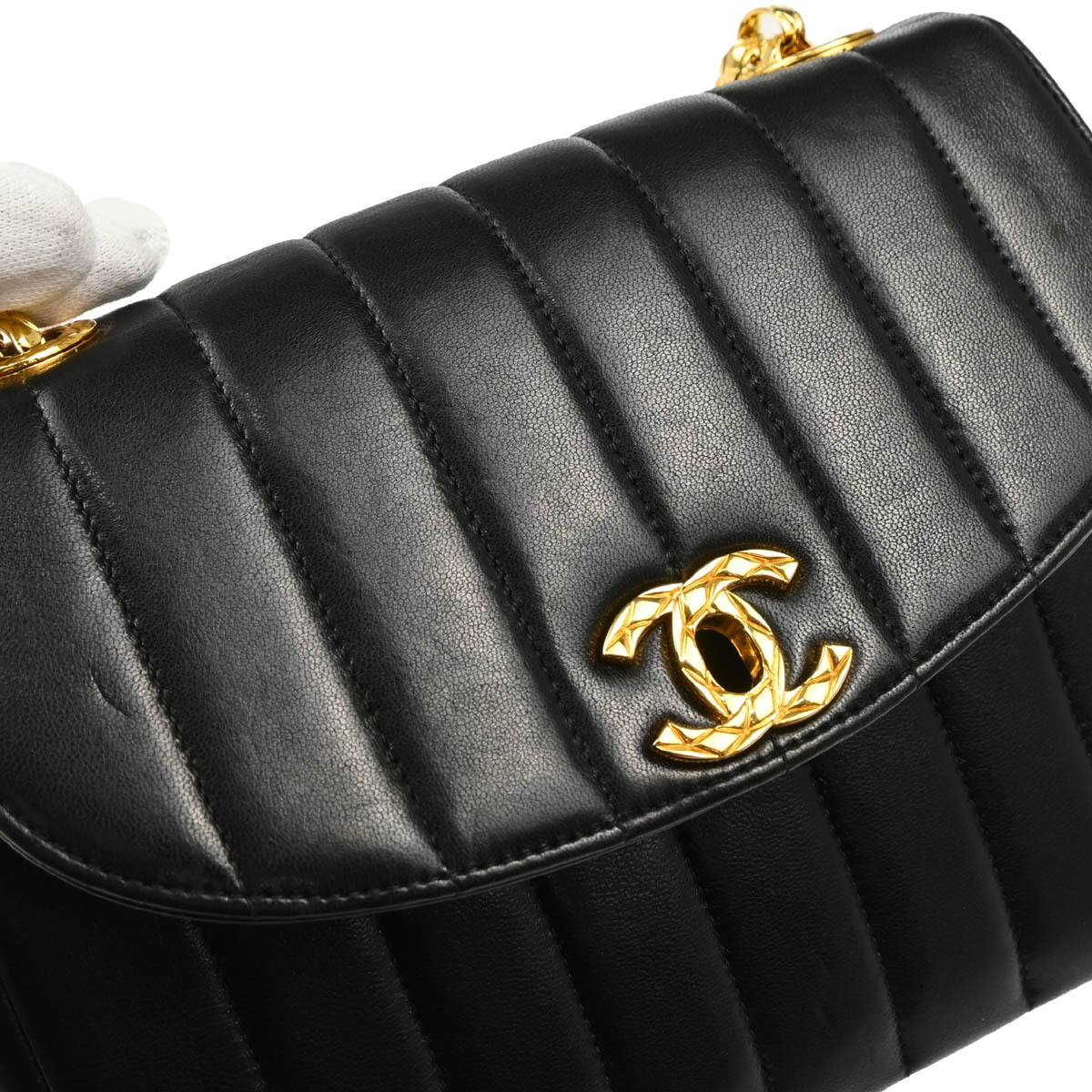 Chanel 1991-1994 Black Lambskin Mademoiselle Chain Shoulder Bag