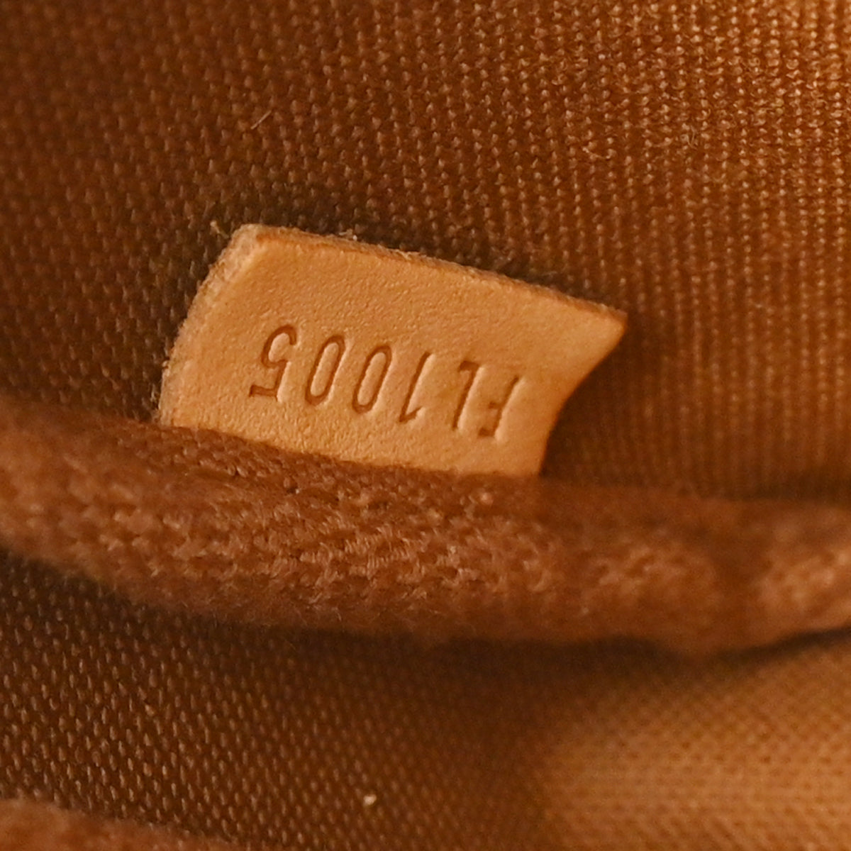 Louis Vuitton 2005 Monogram Mini Pochette Accessoires Handbag M58009