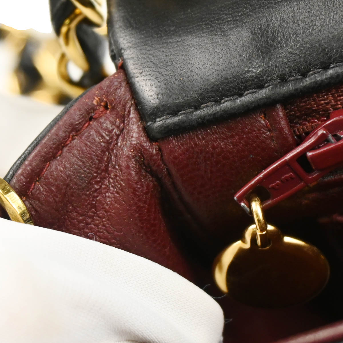 Chanel 2001-2003 Black Lambskin Mini Classic Square Flap Shoulder Bag 17