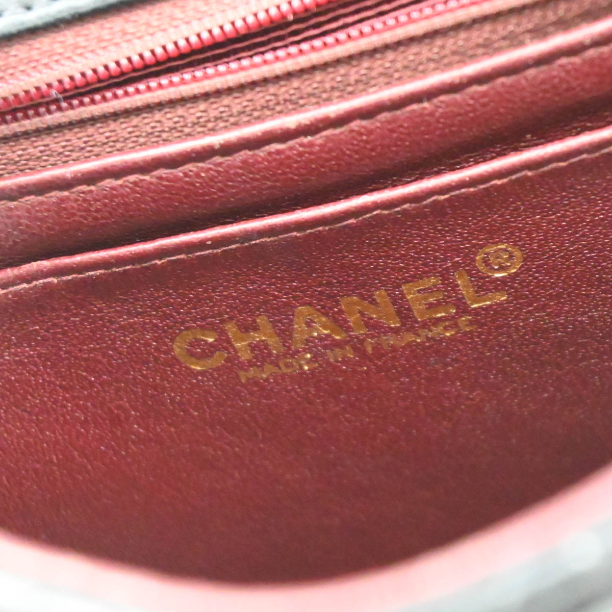 Chanel 2001-2003 Black Lambskin Mini Classic Square Flap Shoulder Bag 17