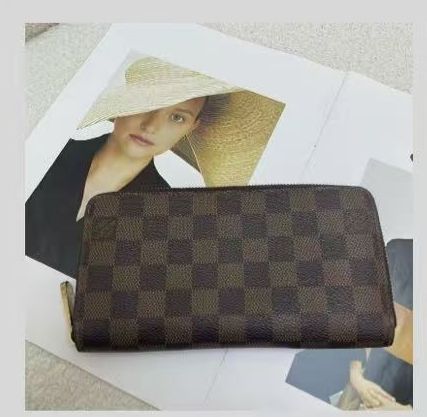 2009 LV/Louis Vuitton checkerboard long zipper wallet