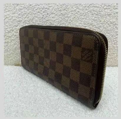 2009 LV/Louis Vuitton checkerboard long zipper wallet