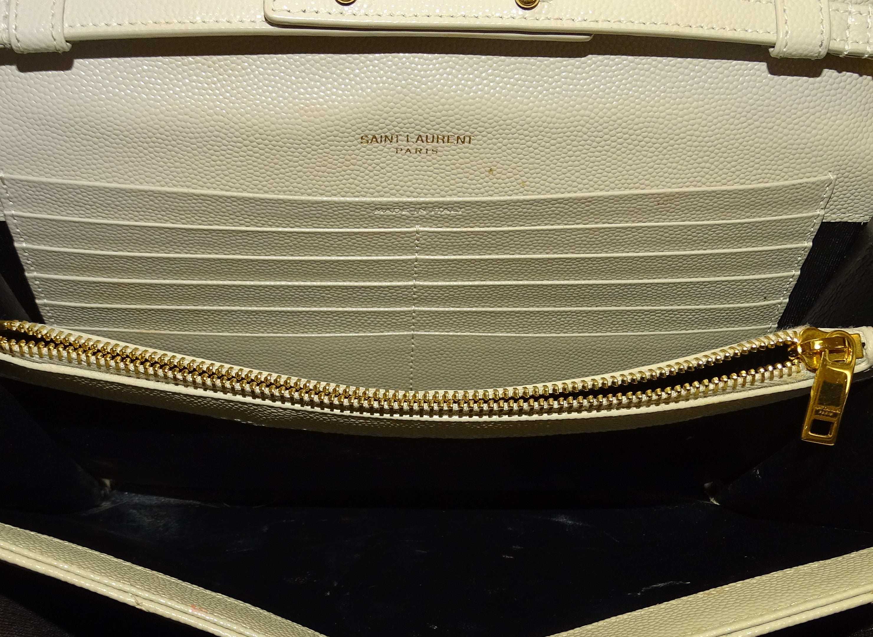 Saint Laurent Blanc Vintage Grain De Poudre Classic Cassandre Chain Wallet