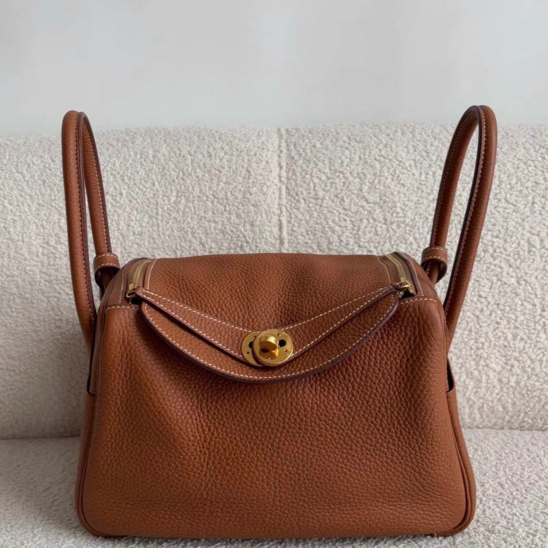 Hermès Lindy 26 Gold Brown GHW TC A Stamp