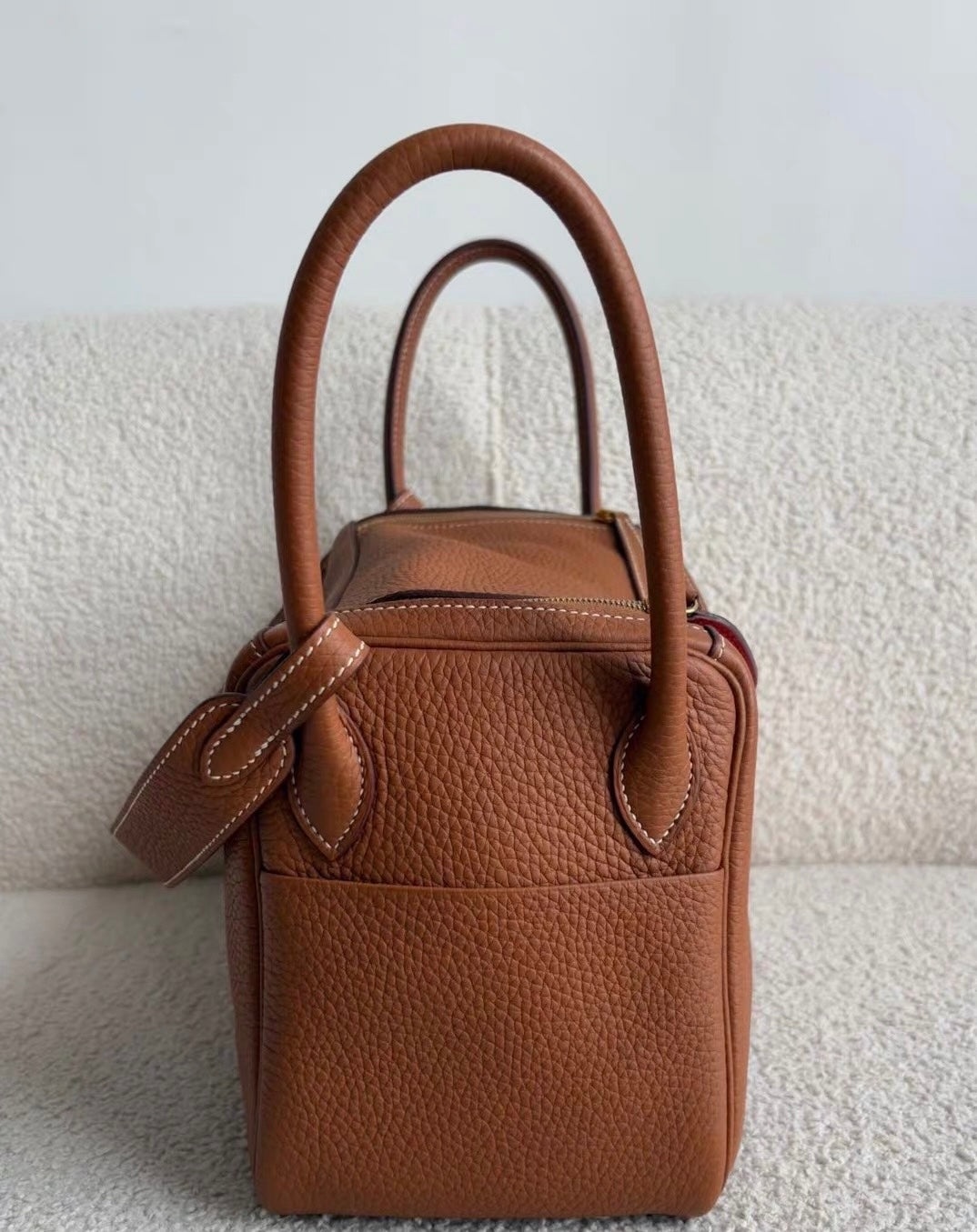 Hermès Lindy 26 Gold Brown GHW TC A Stamp