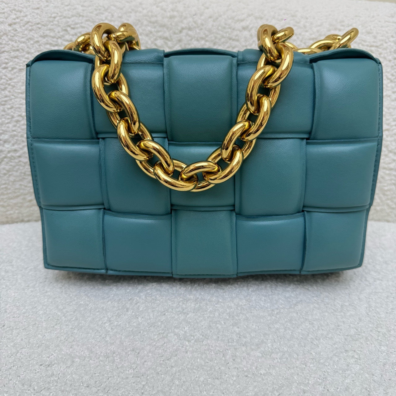 Bottega Veneta Chain Cassette New Puff Bag Crossbody Chain Bag