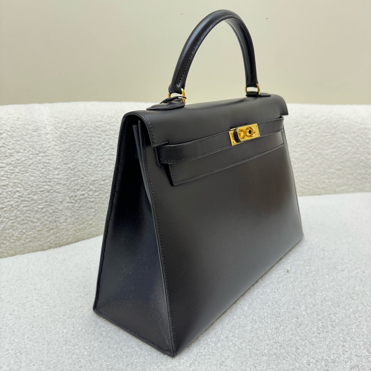 Hermès Kelly 32 Black Box Calf with Gold Hardware, Sellier, X Stamp