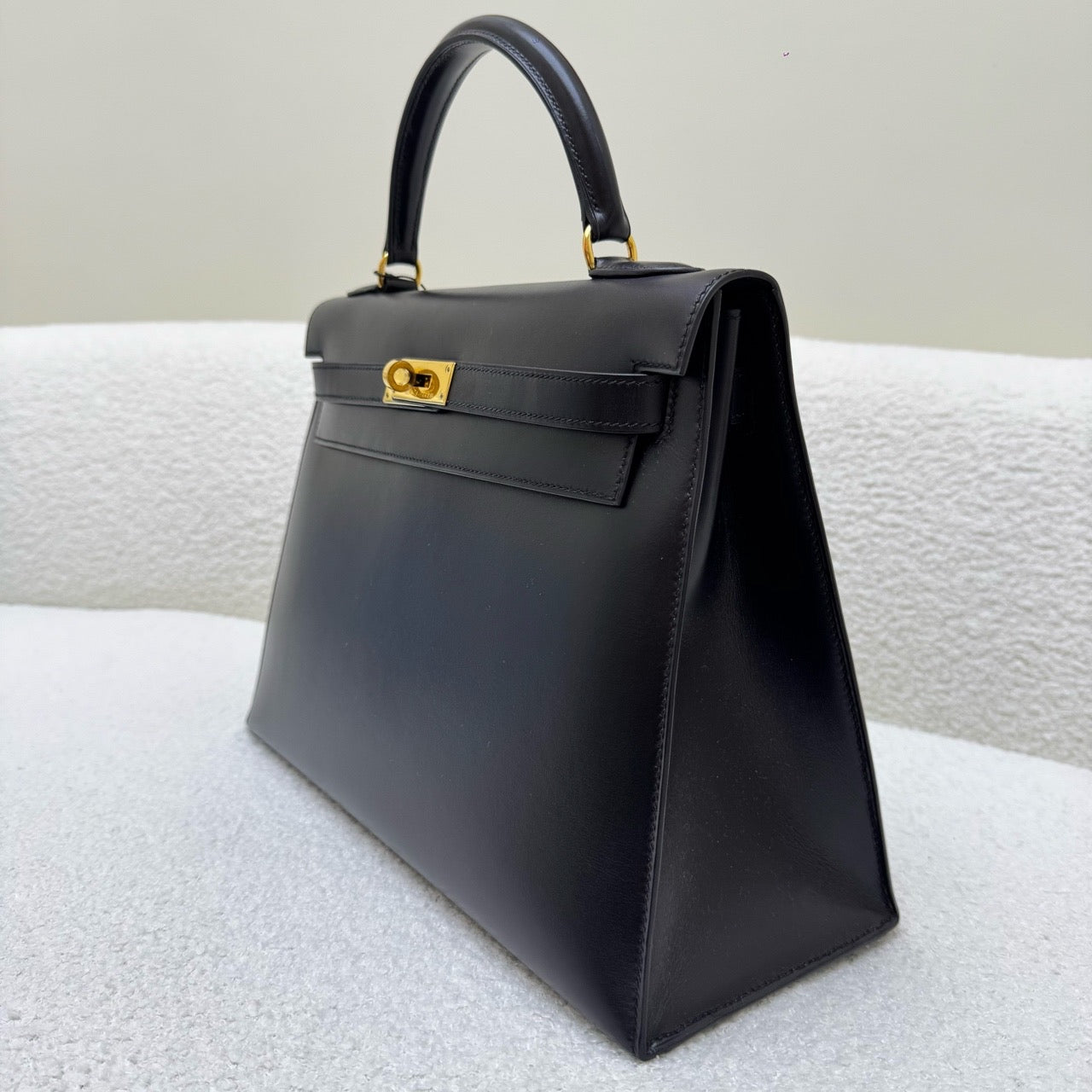 Hermès Kelly 32 Black Box Calf with Gold Hardware, Sellier, X Stamp
