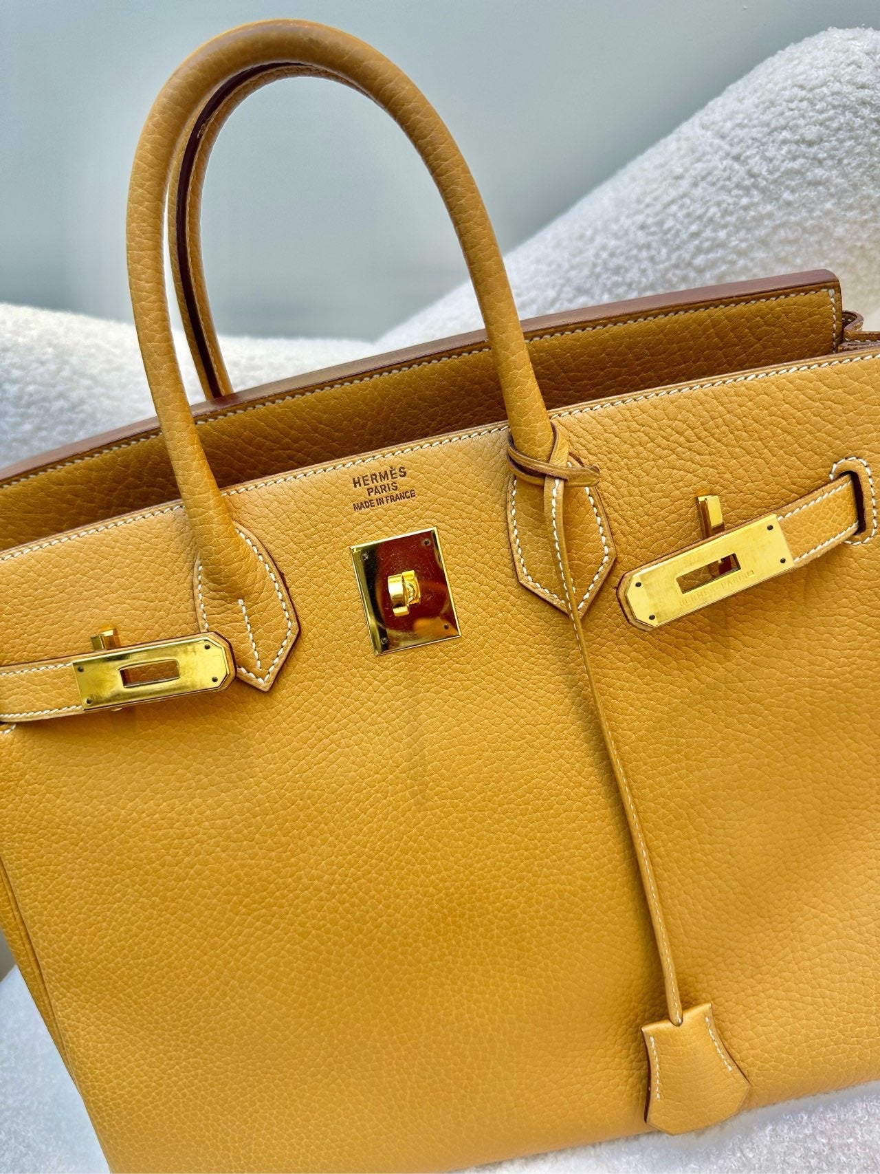 Vintage Hermès Birkin HAC 32-Natural Sable Gold Hardware (Z) stamp