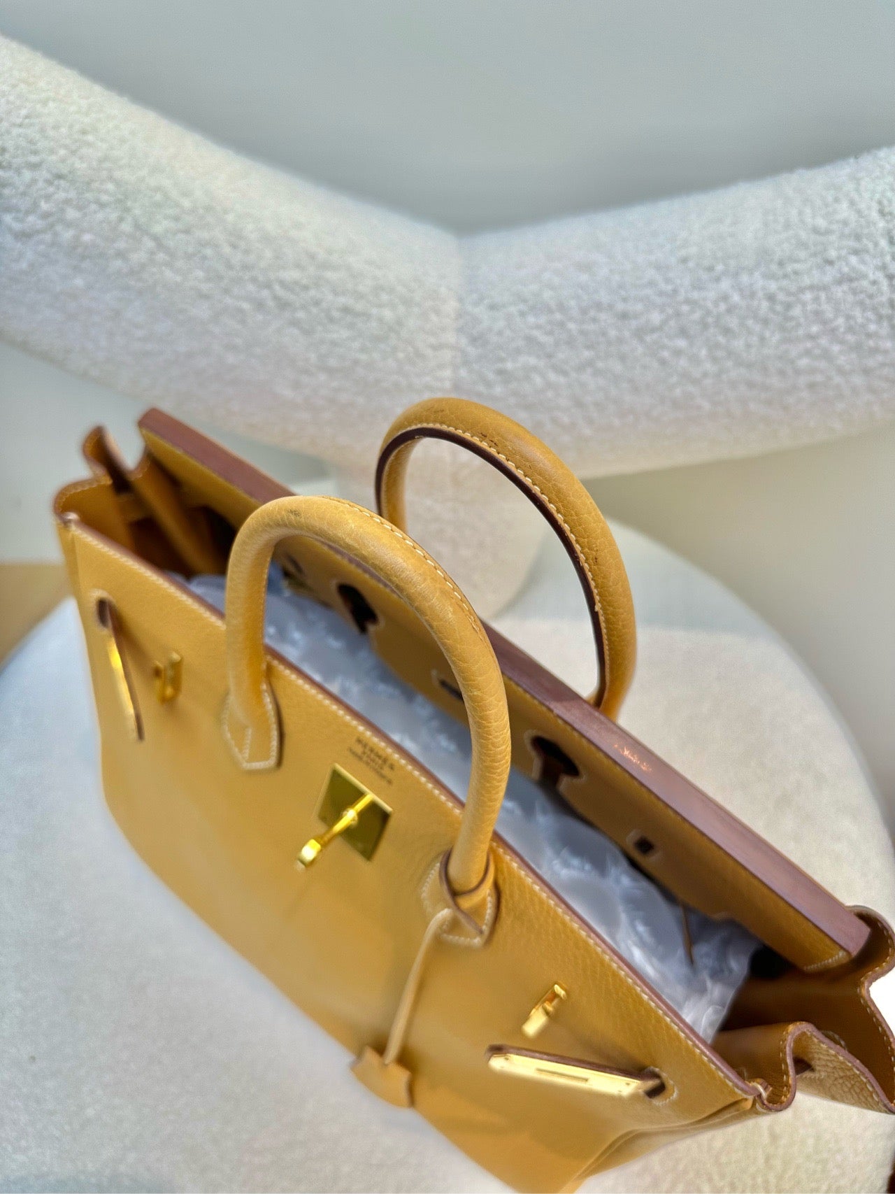 Vintage Hermès Birkin HAC 32-Natural Sable Gold Hardware (Z) stamp