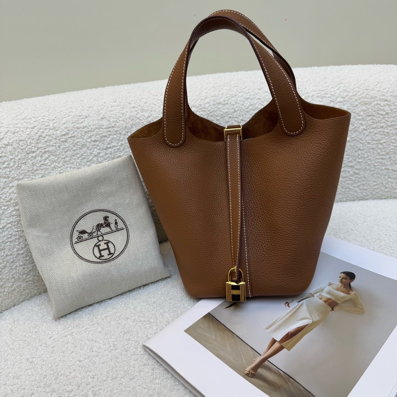 2022 Hermès Picotin Lock 18 Gold GHW Clemence Leather , U Stamp