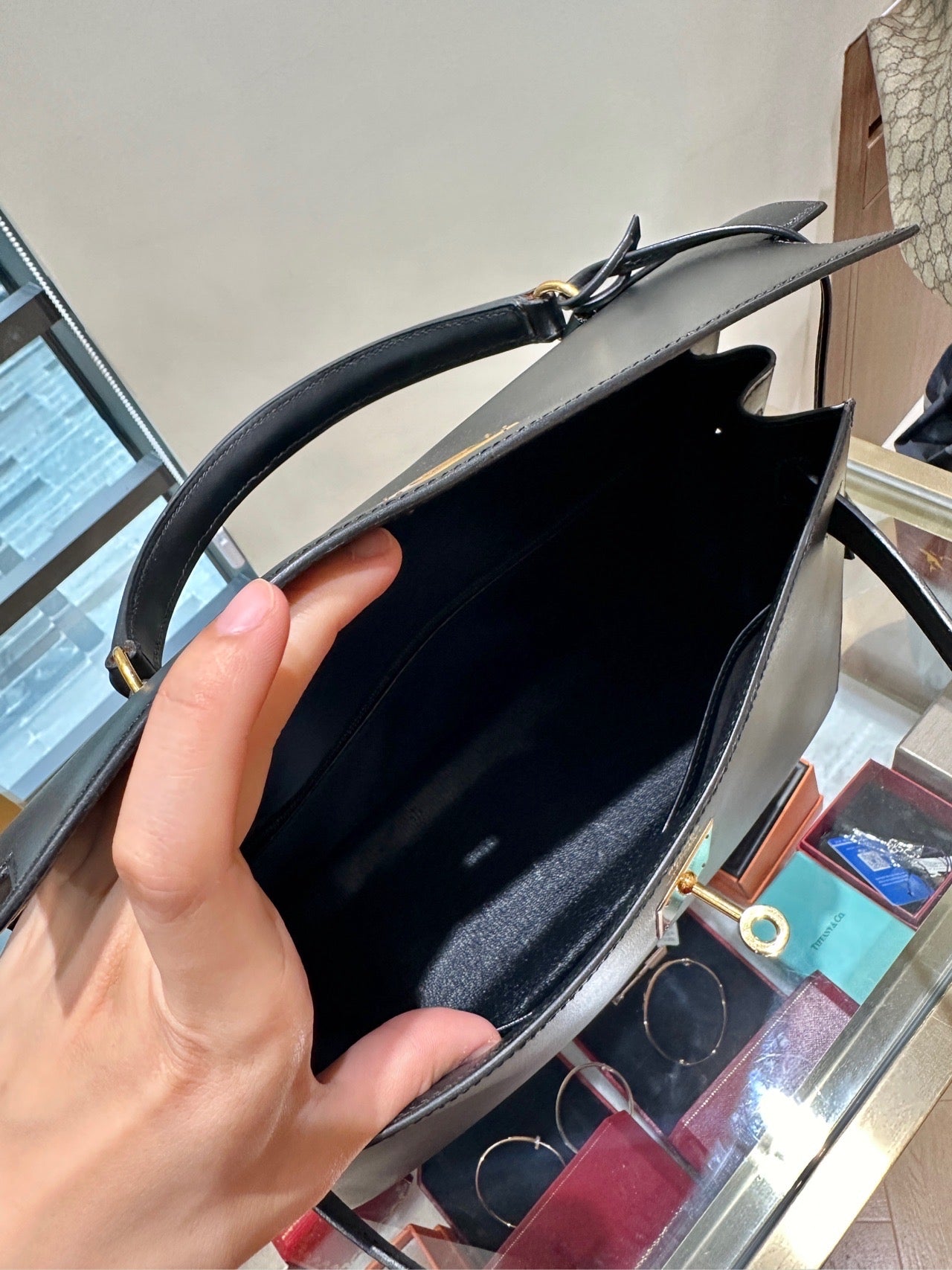 1997 Hermès Kelly 32 Box Calf Leather, Gold Hardware ◯A Stamp