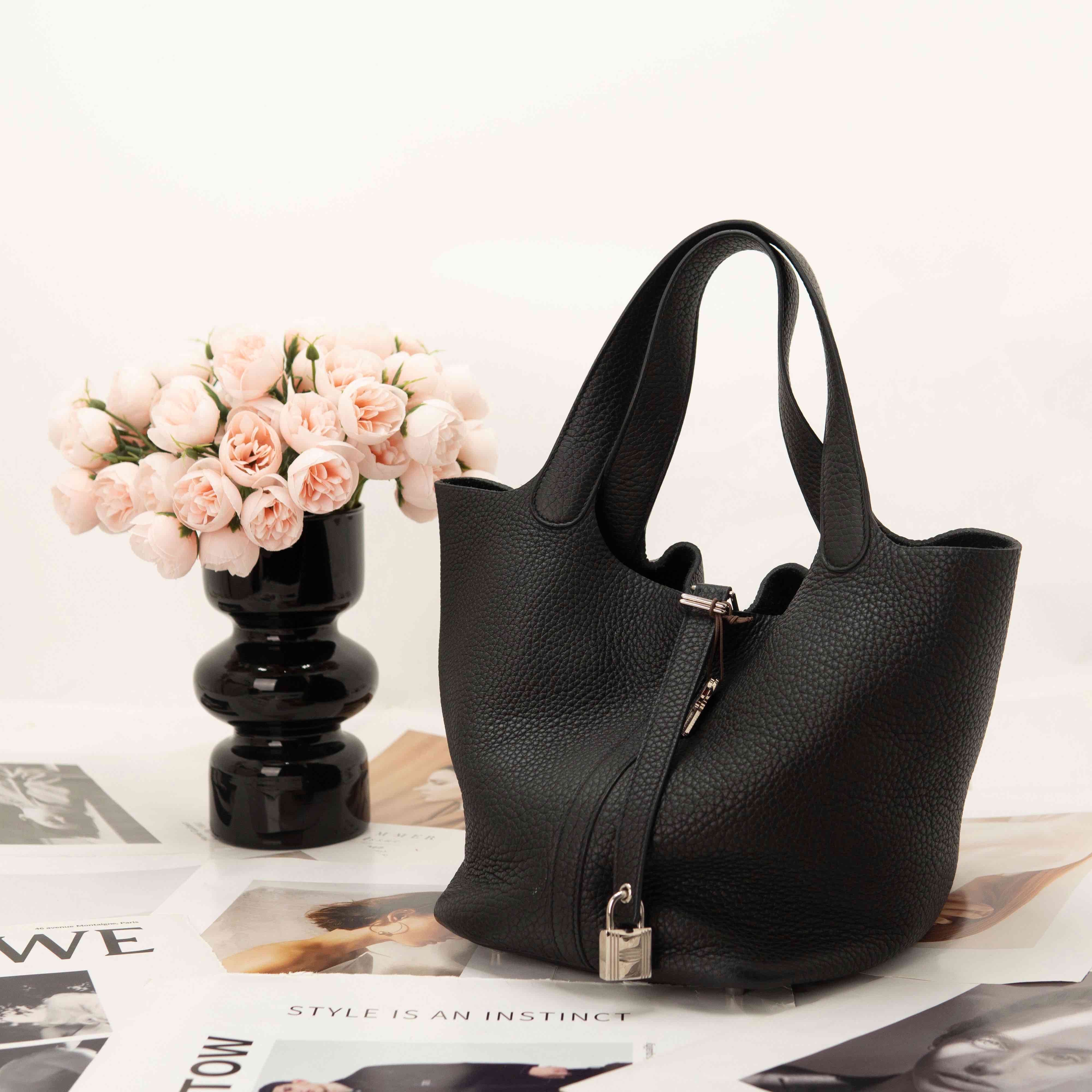 Hermes Taurillon Clemence Picotin Lock 22 MM Black