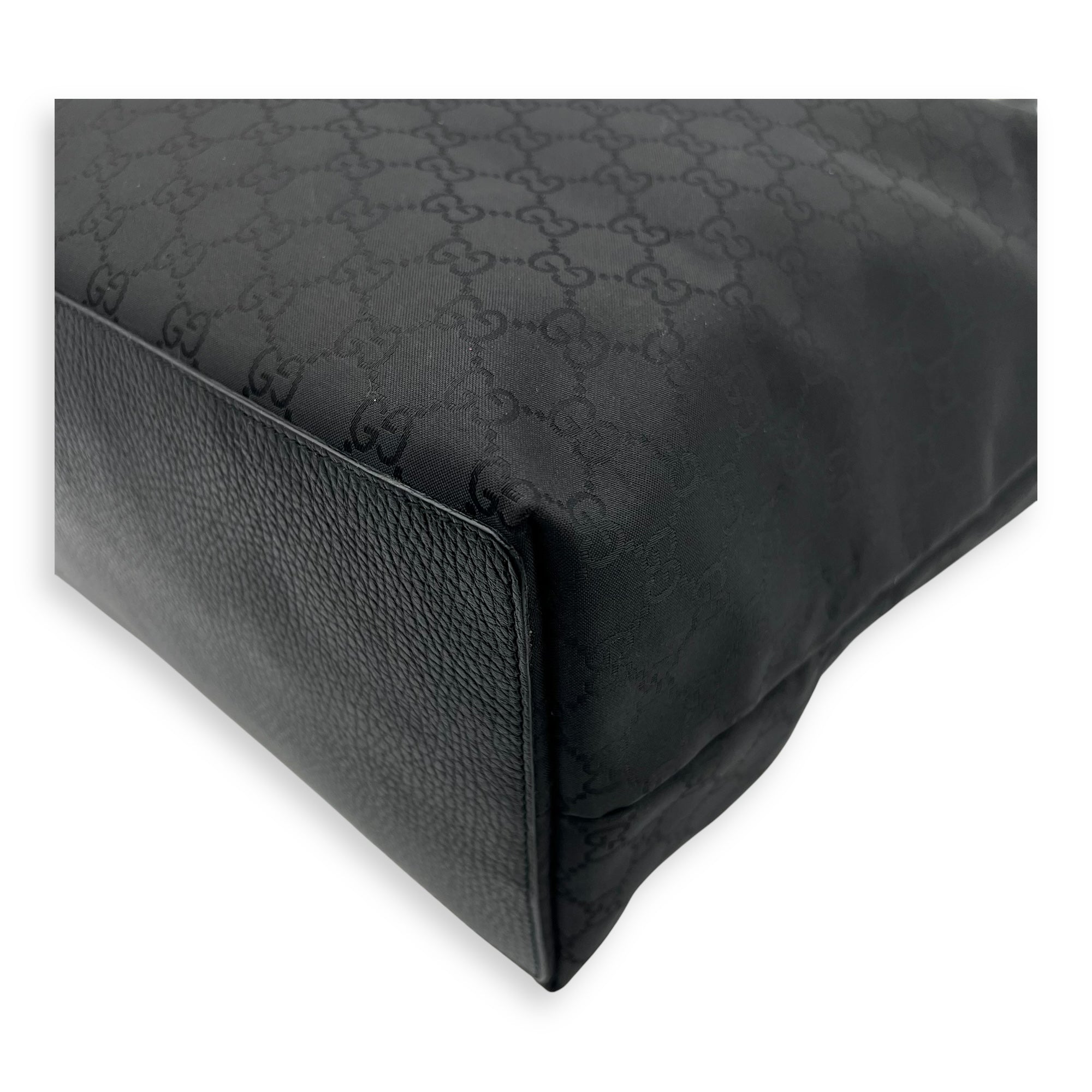 Tote Top Handle Bag Medium Black in Calfskin, Silver hardware