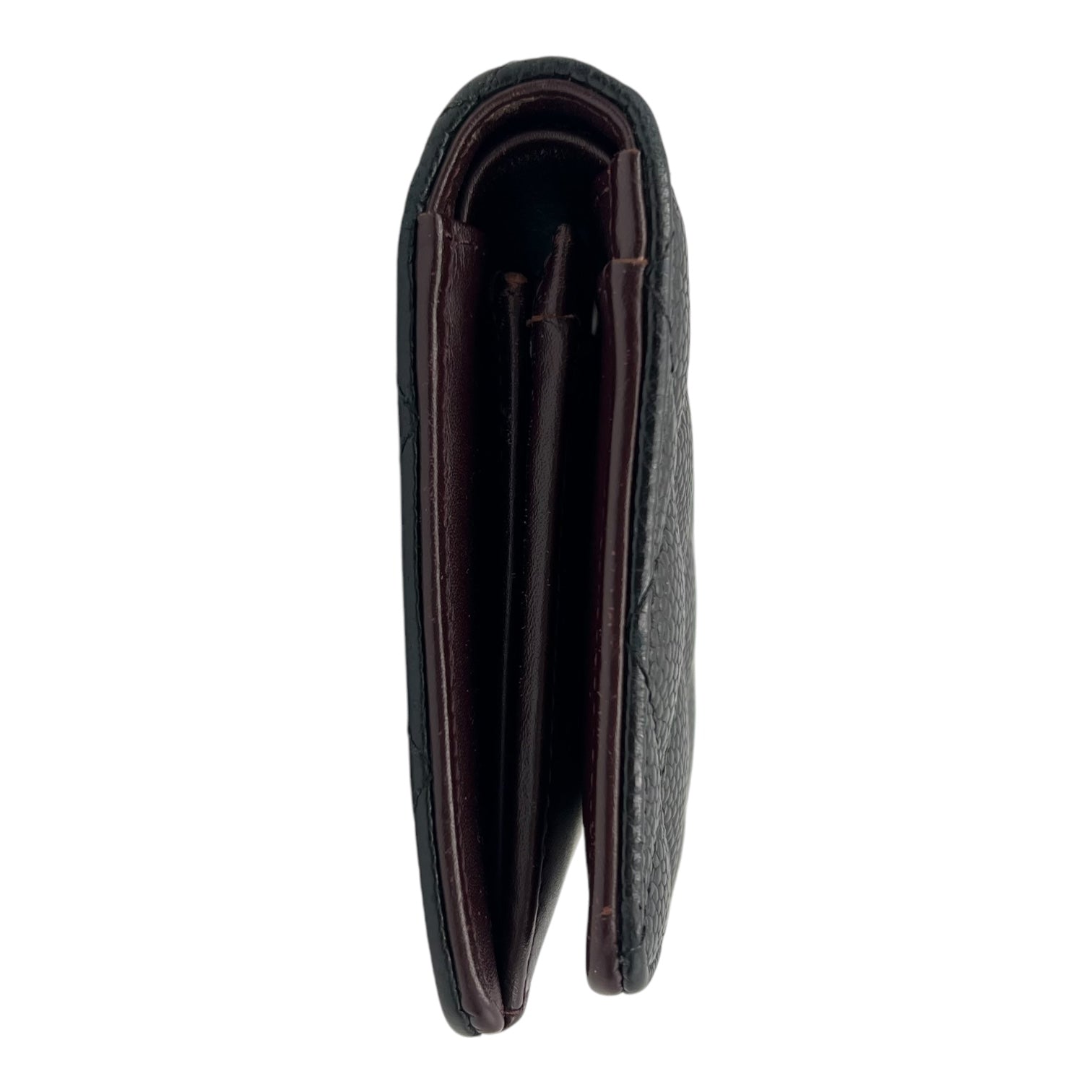 Classic Wallet Black in Caviar Leather, Gold hardware