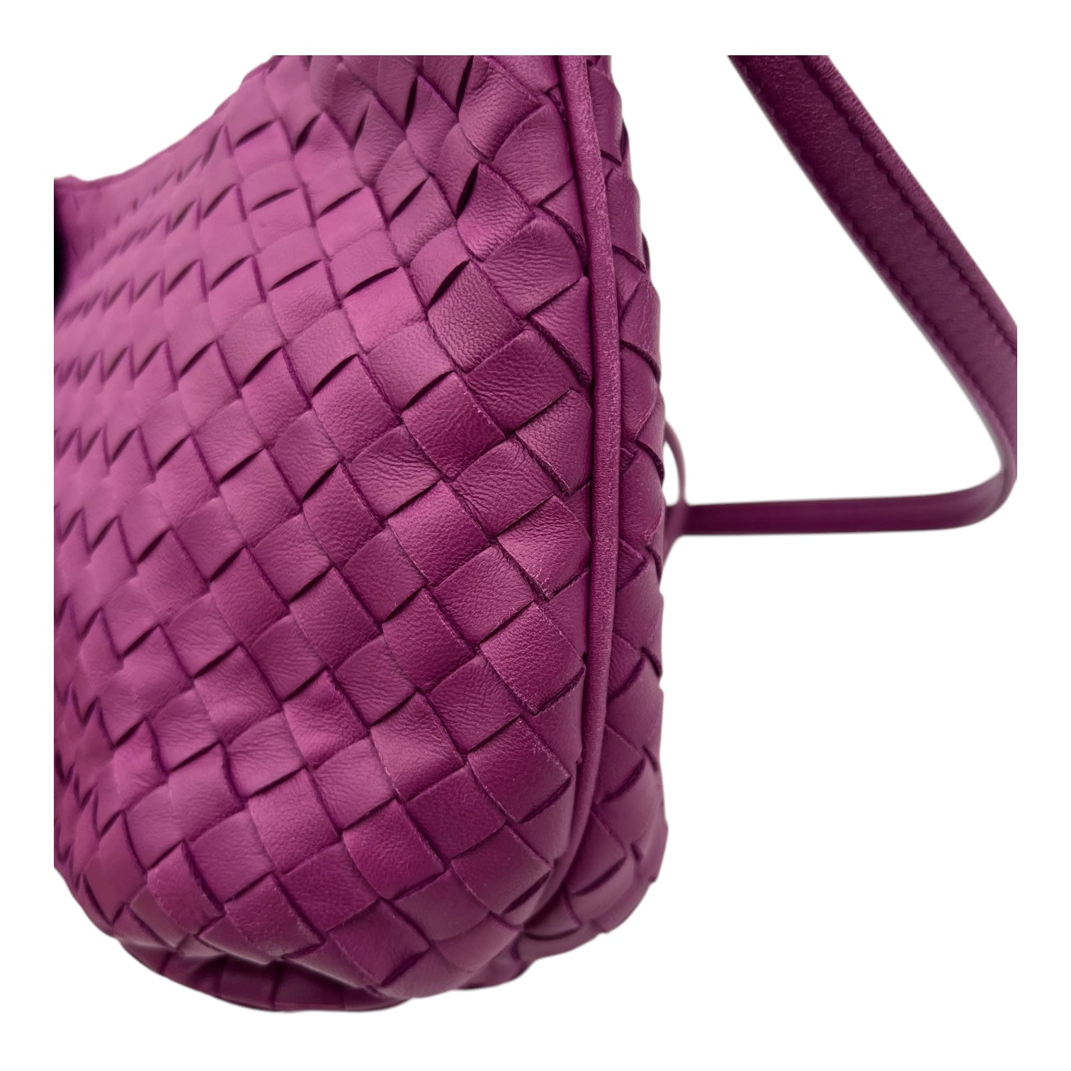 Intrecciato Purple Shoulder Bag in Lambskin, Gold hardware