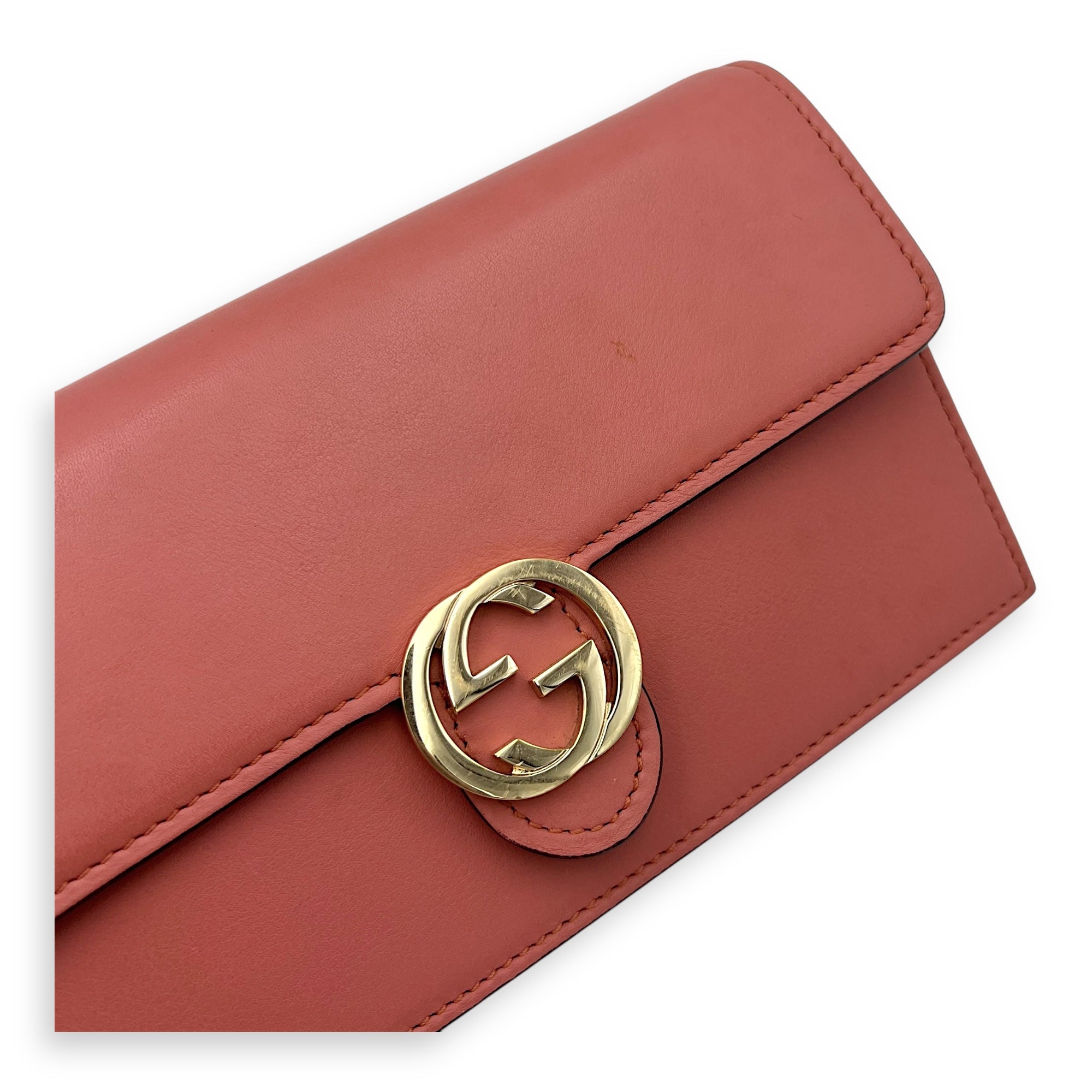 Interlocking G Crossbody Bag Red in Calfskin, Gold hardware