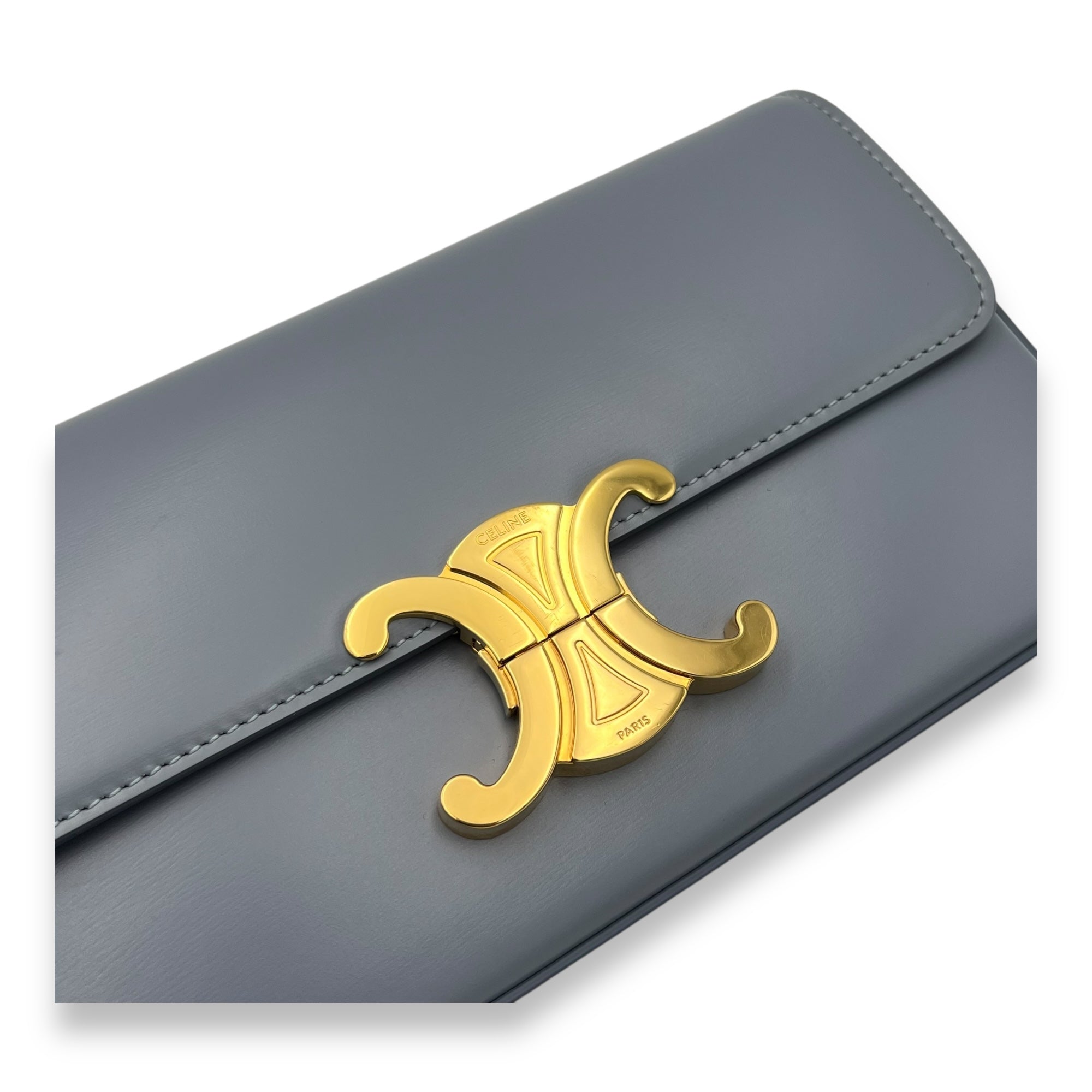 Triomphe Shoulder Bag Blue Grey in Calfskin, Gold hardware