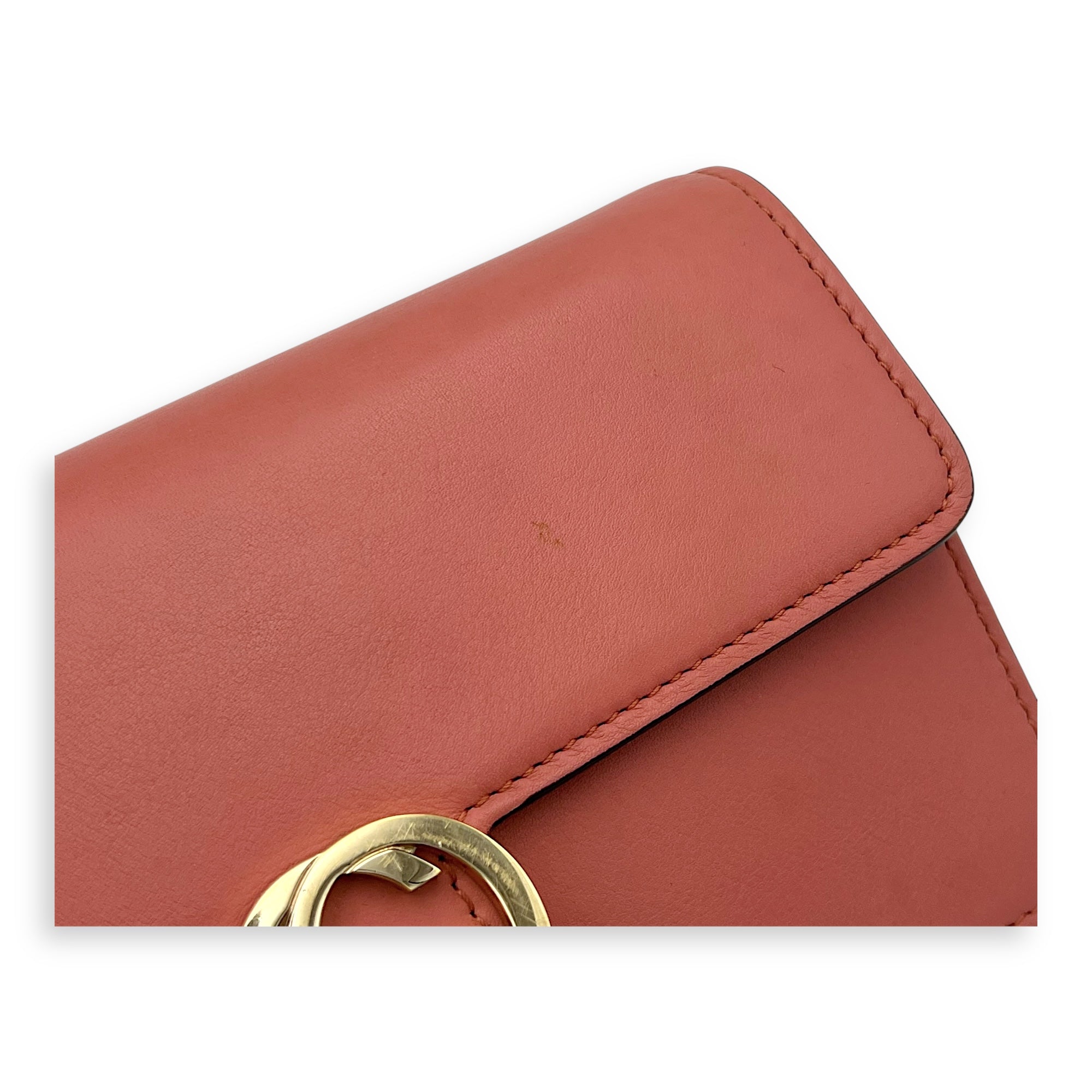 Interlocking G Crossbody Bag Red in Calfskin, Gold hardware